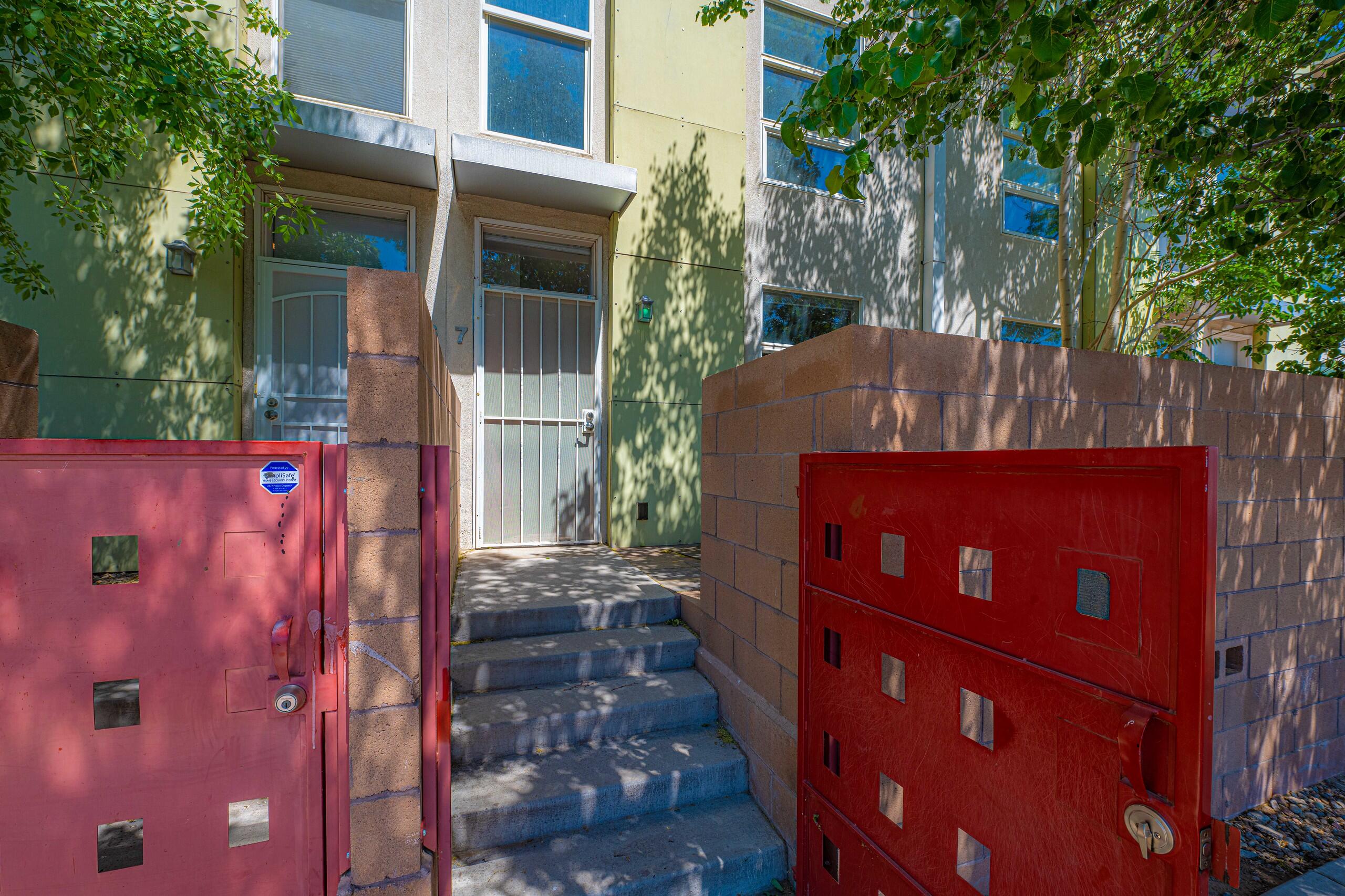 1st image of 702 Broadway Blvd Se #APT 7, Albuquerque, NM 87102 | MLS# 1108356
