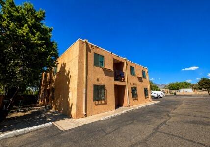 2nd image of 609 Mesilla St Se, Albuquerque, NM 87108 | MLS# 1108384