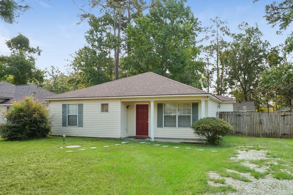 Photo 2 of Single family home for sale at 1157 Cawson St, Mandeville, LA 70448 | MLS# 2570613 | Listing updated on 2026-09-24