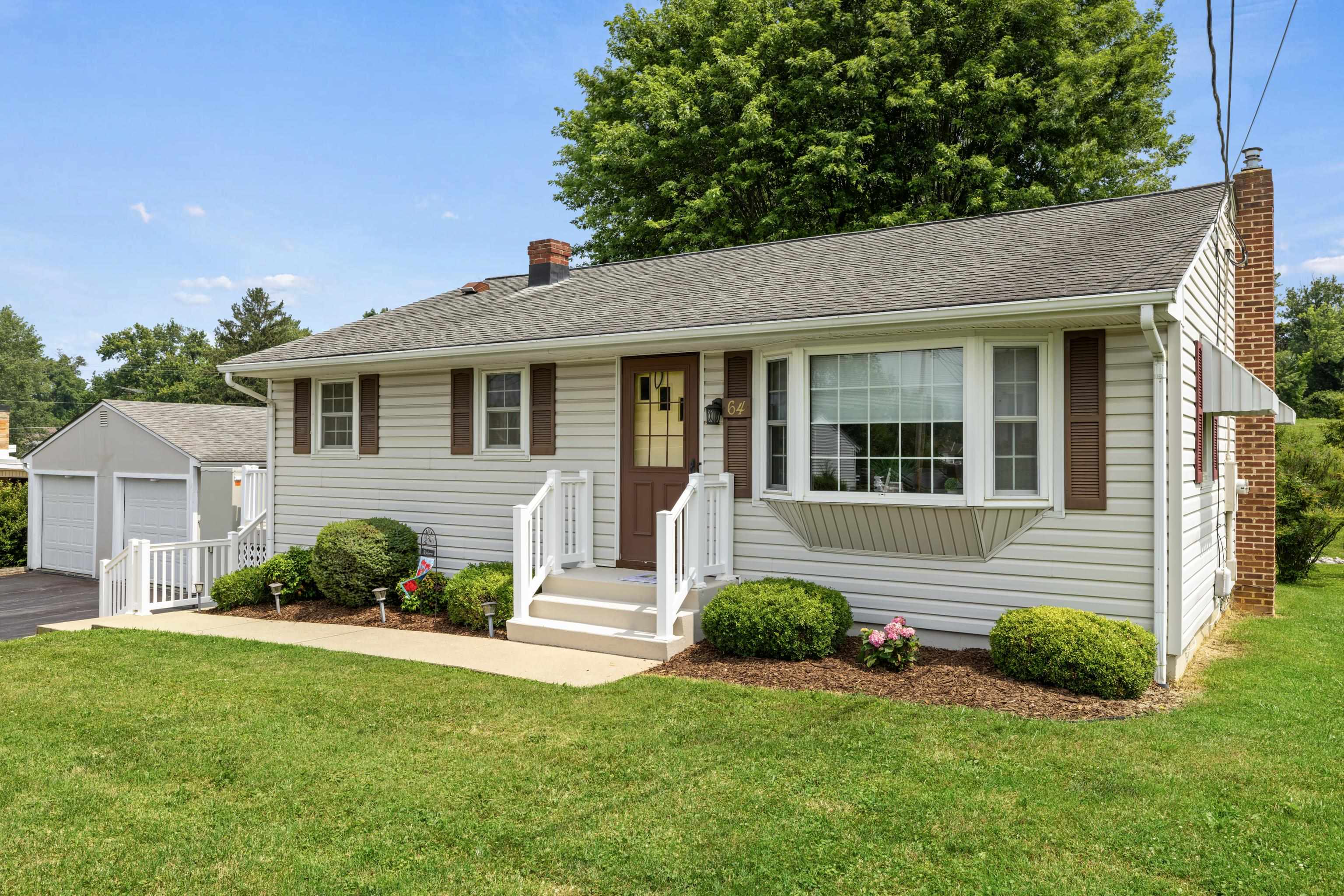 64 ANTRIM RD, Fishersville, VA 22939