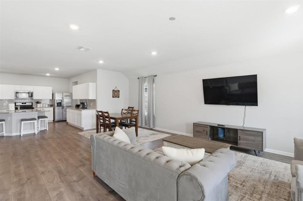 2218 Michele Ct — photo 4