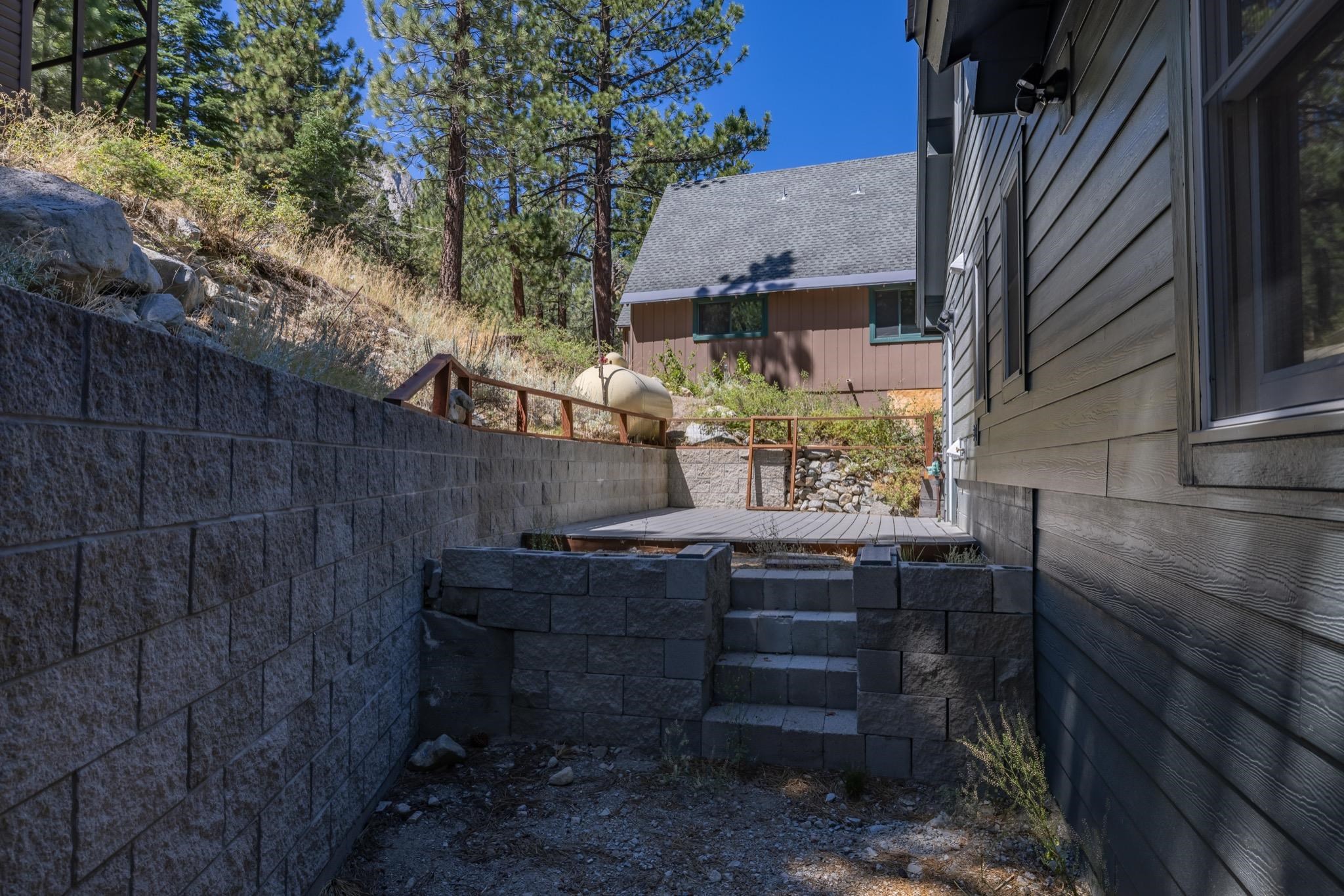 734 Palisades Drive