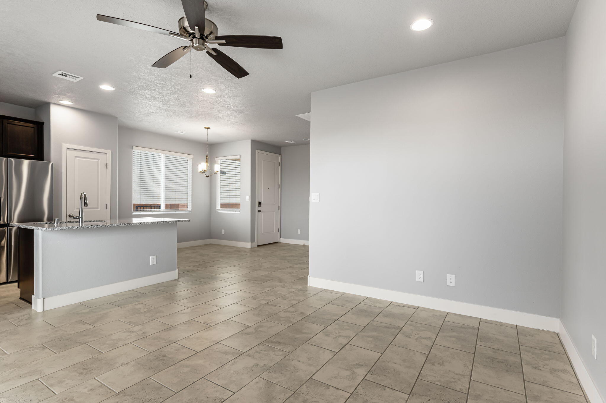 396 Pecos Loop SE 