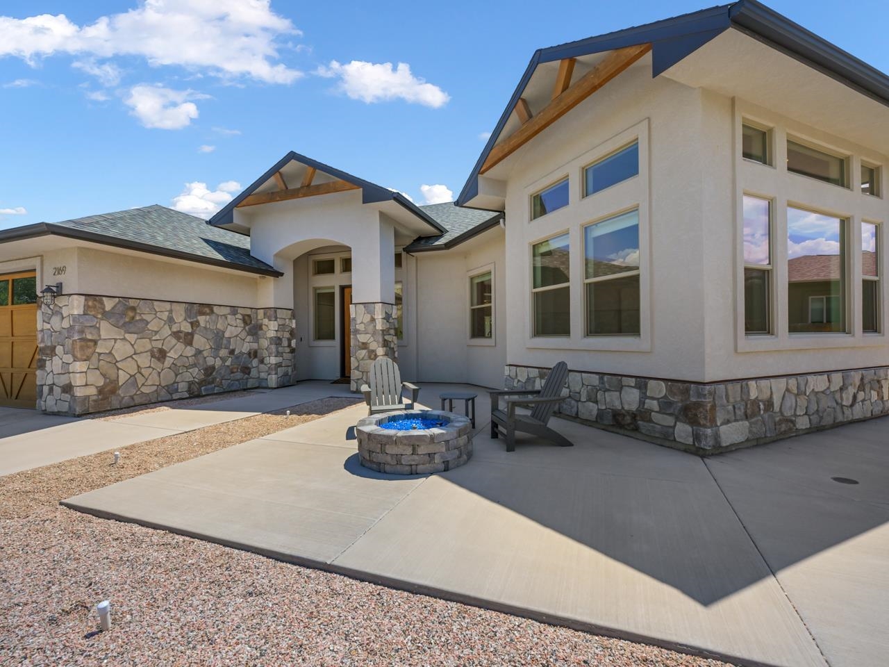 2169 Peregrine Court