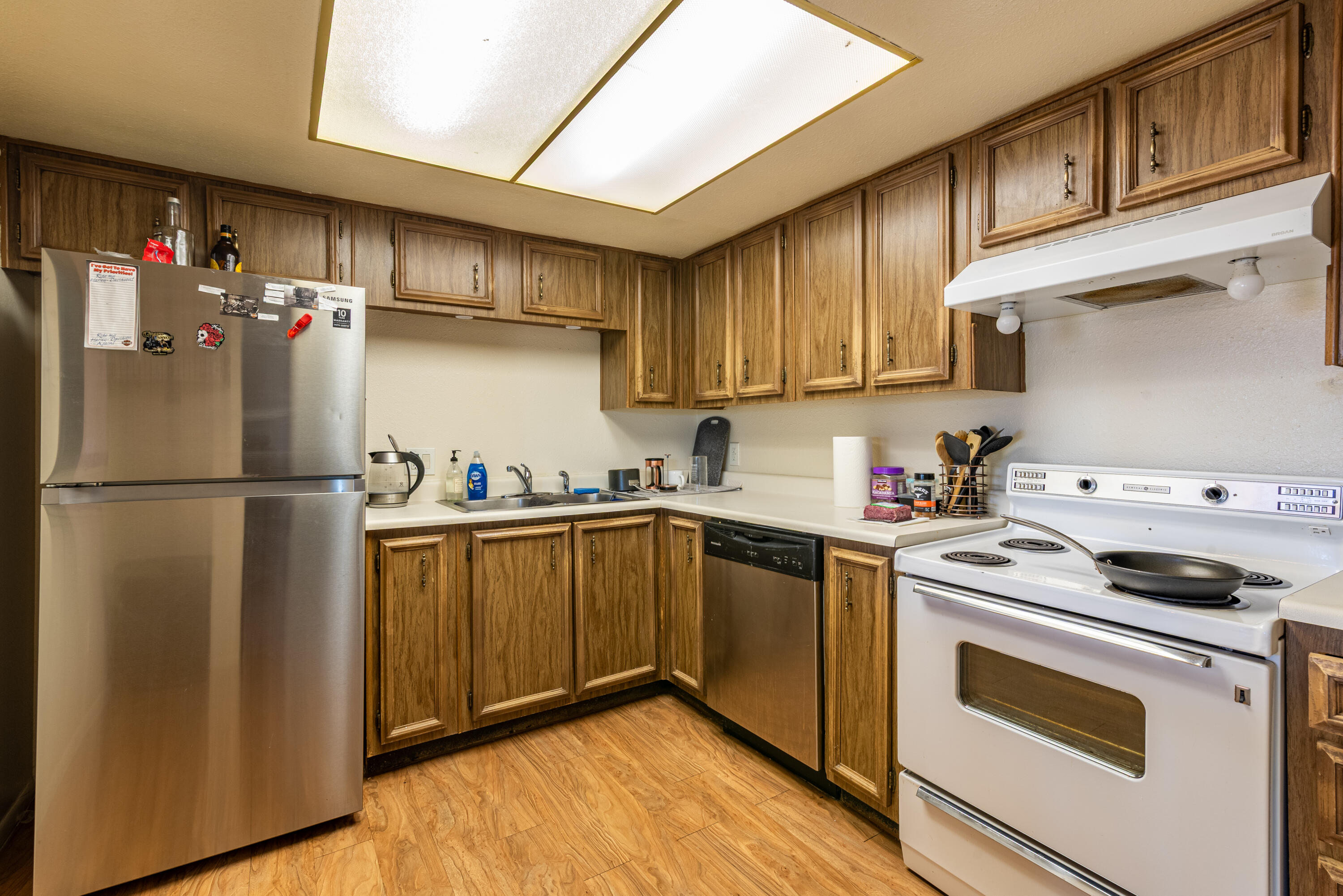 917 Country Club Drive SE APT H 