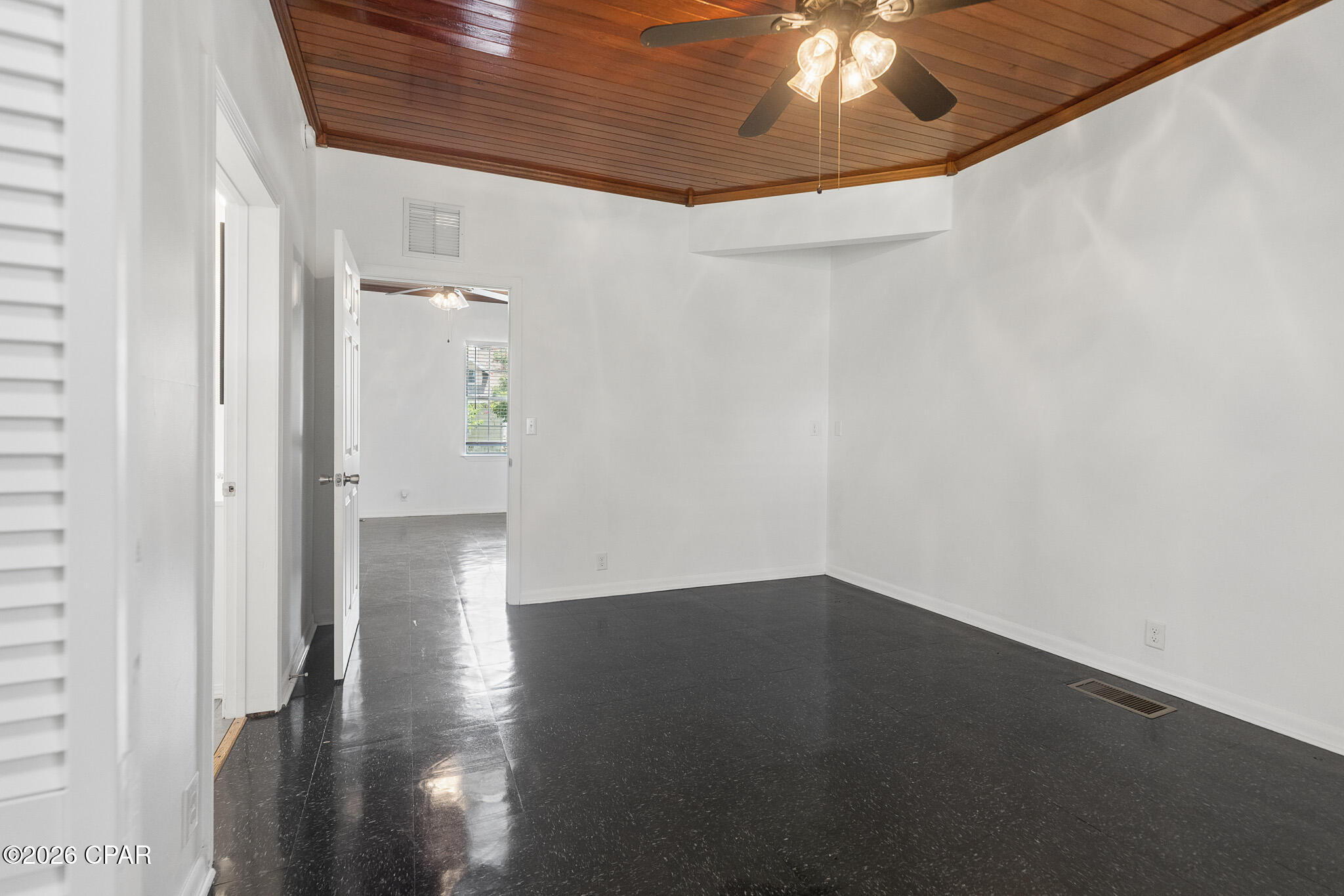 5th image of 4396 Florence Dr, Marianna, FL 32446 | MLS# 793565