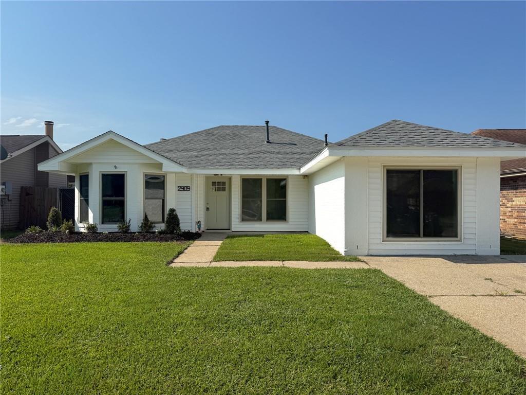 1st image of 2909 Laurie Ln, Marrero, LA 70072 | MLS# 2570490