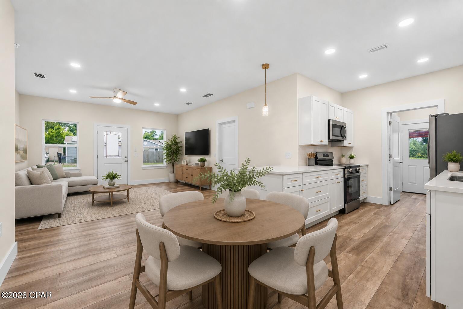 2201 E 6th Street, Panama City, FL 32401