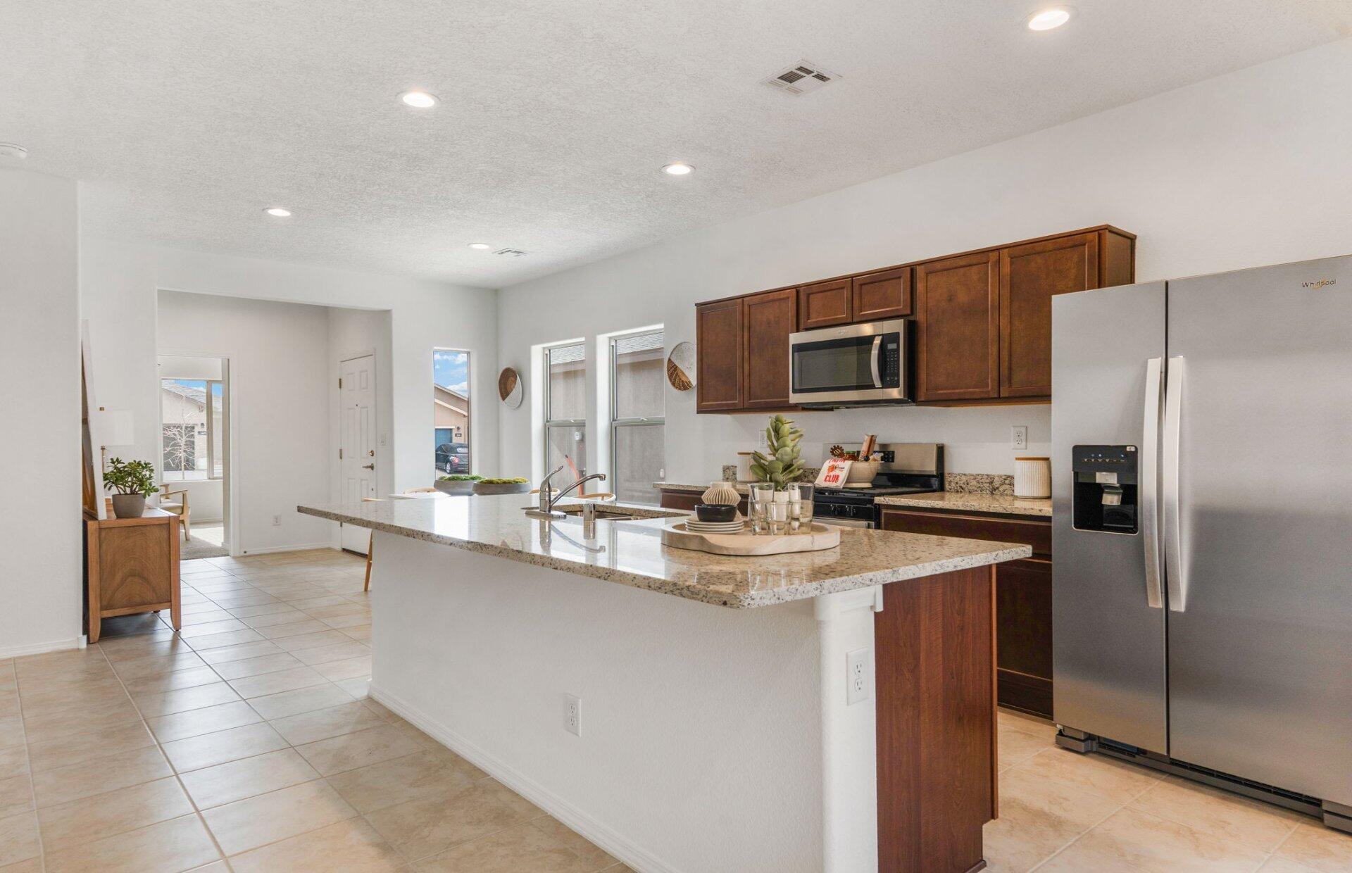 282 Spectrum Avenue SW 