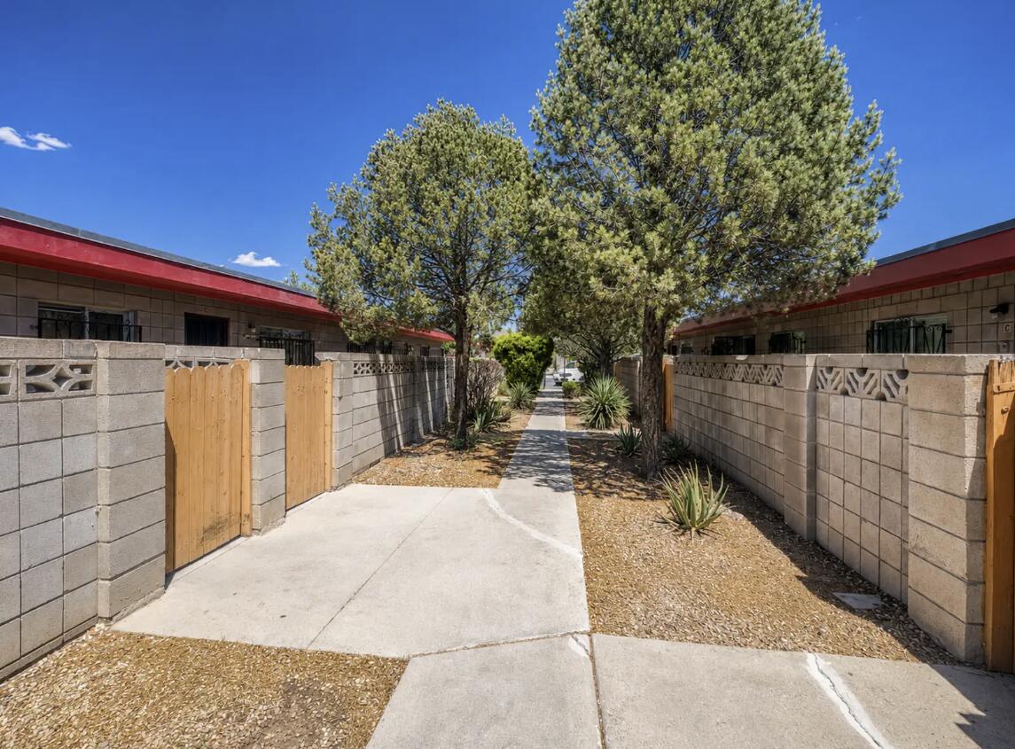 2nd image of 631 & 633 Mesilla St Se, Albuquerque, NM 87108 | MLS# 1108552