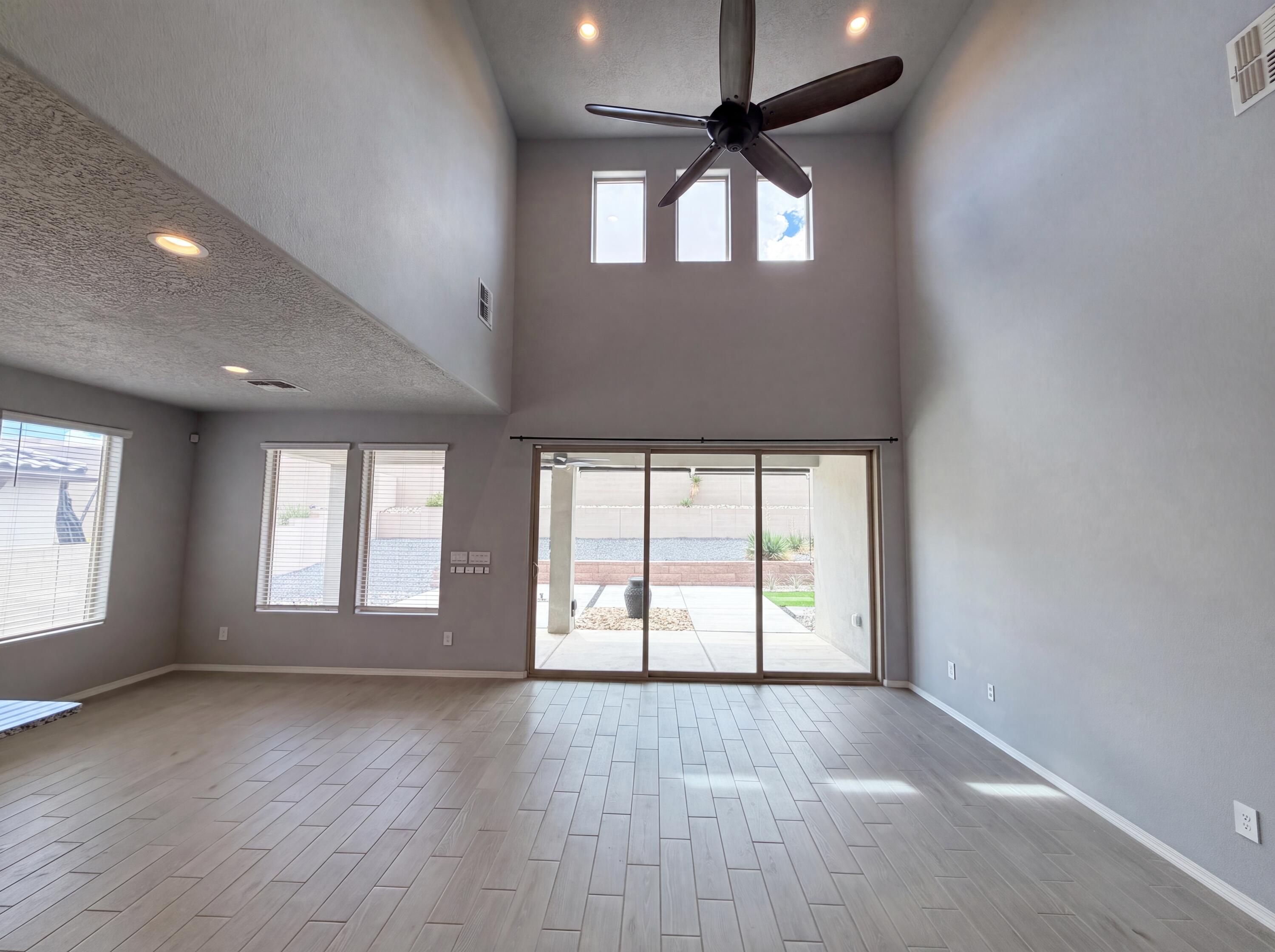 2539 McCauley Loop NE 