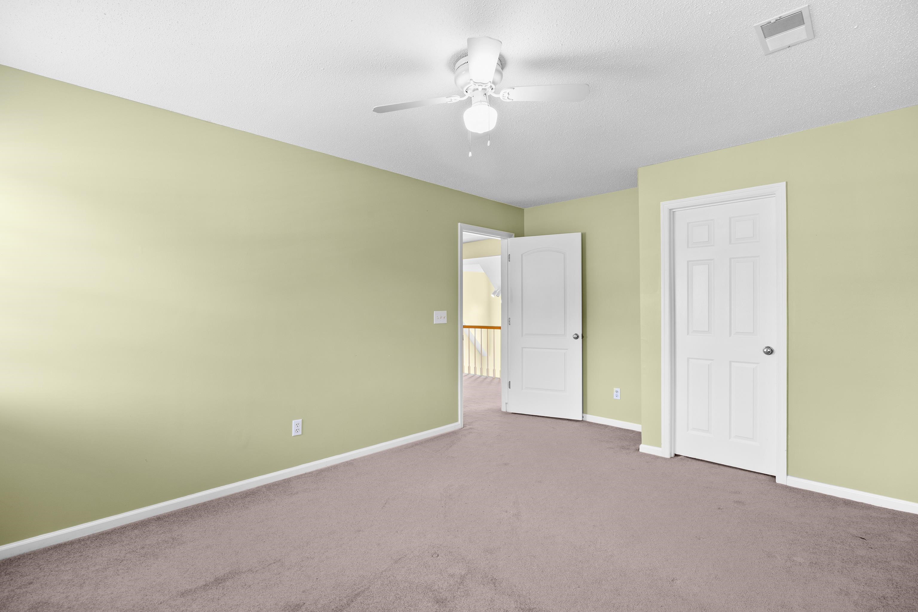 2619361 | Photo 22
