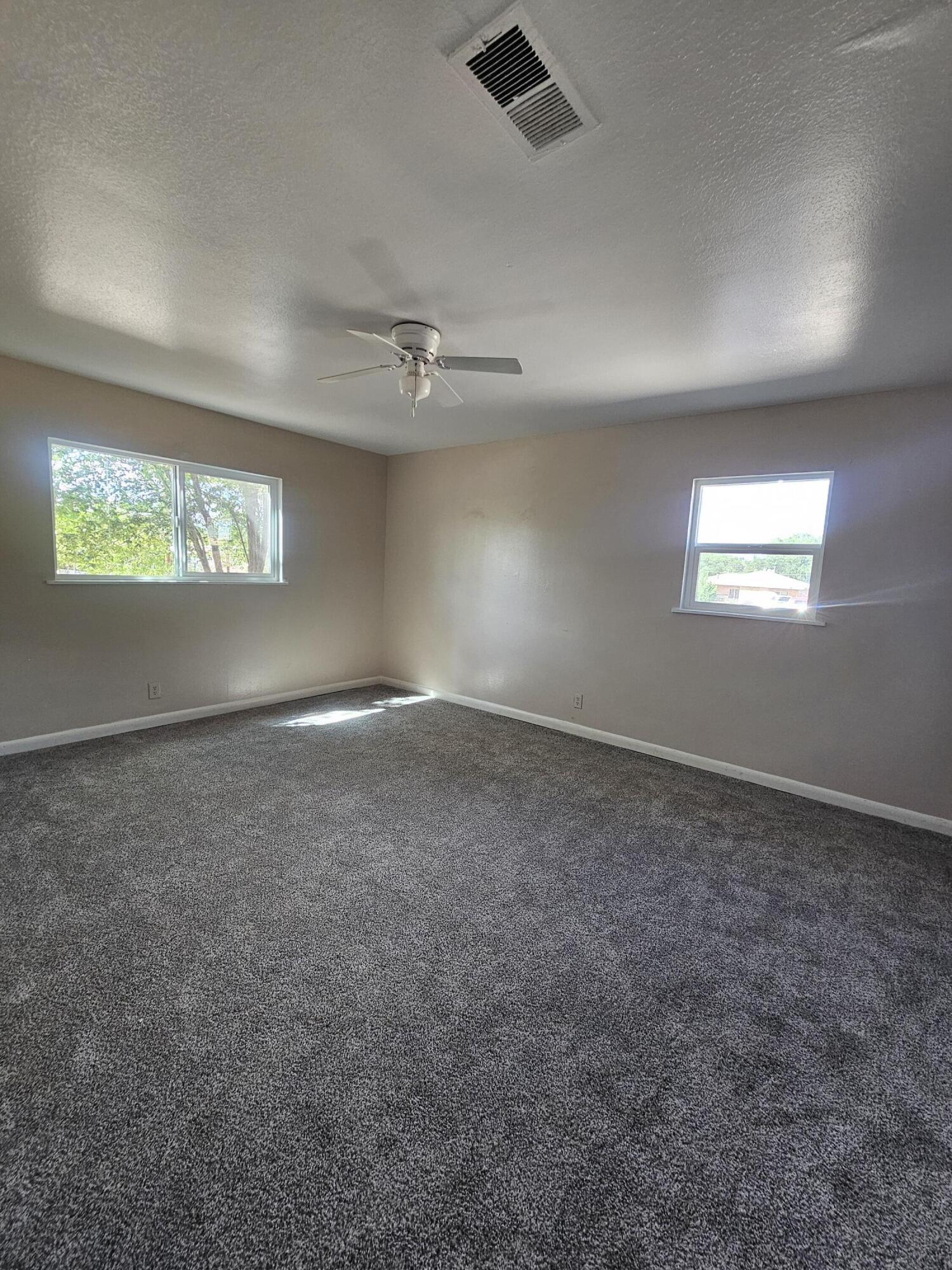 338 Thurston Lane 