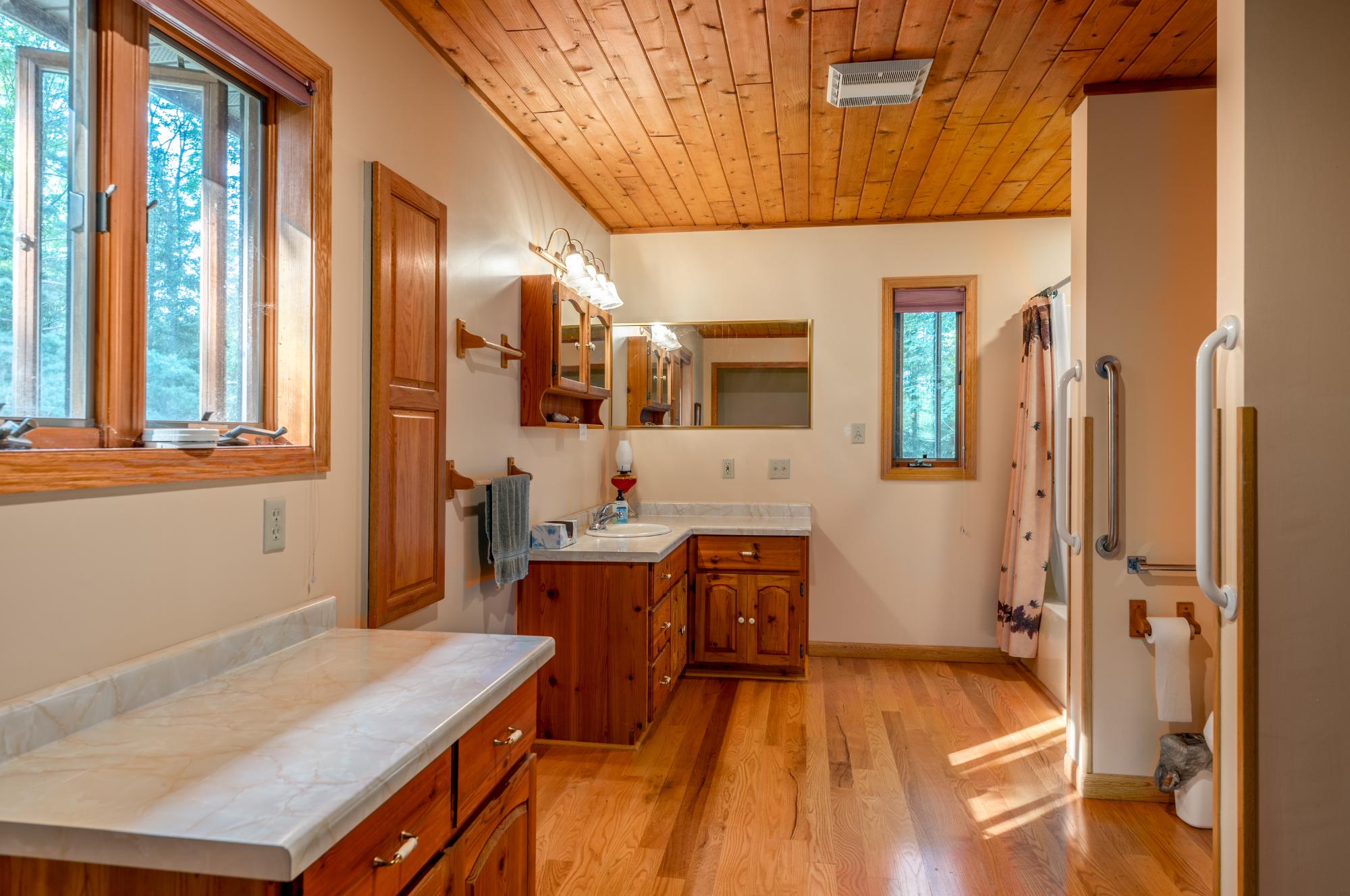 Lake Thompson Property 4345 North Shore Dr Photo 17