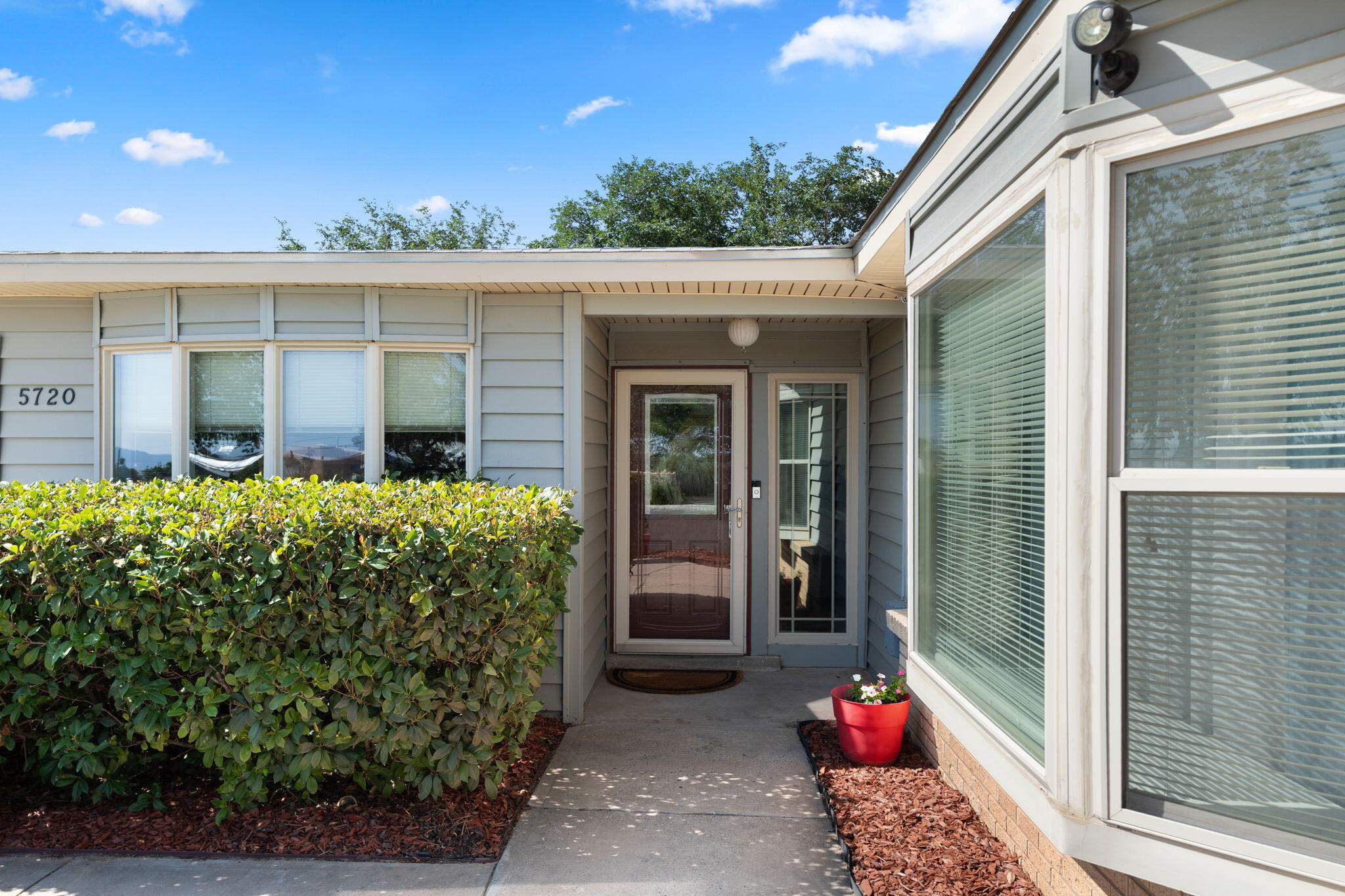 5720 Avenida La Mirada Place NW 