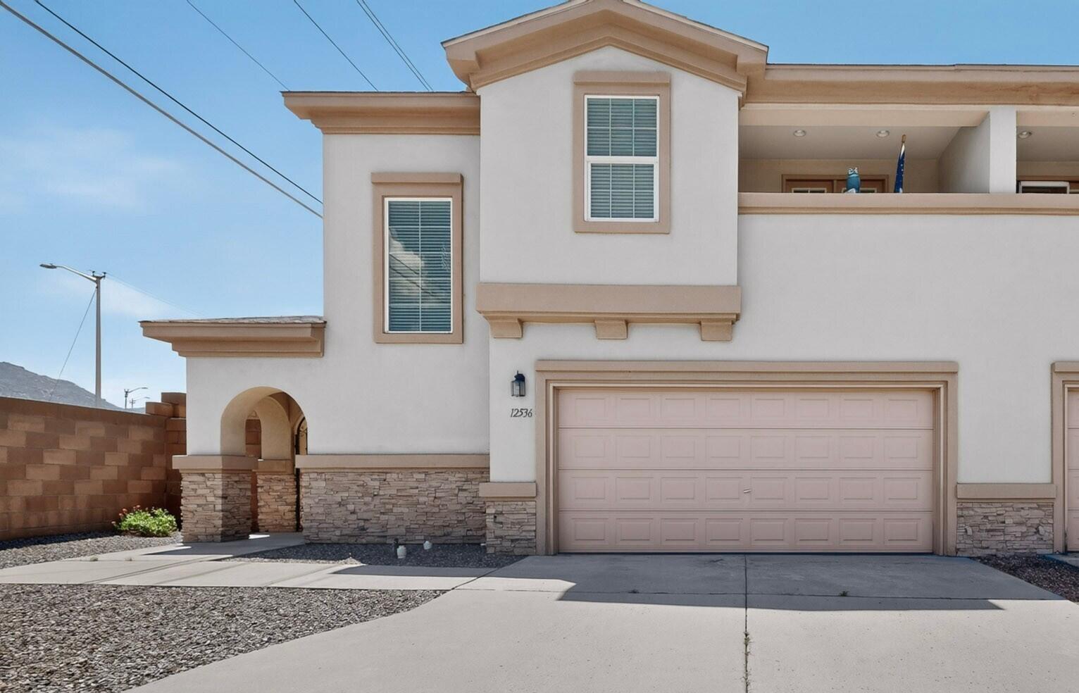 12536 Woodland Avenue, Albuquerque NM 87112