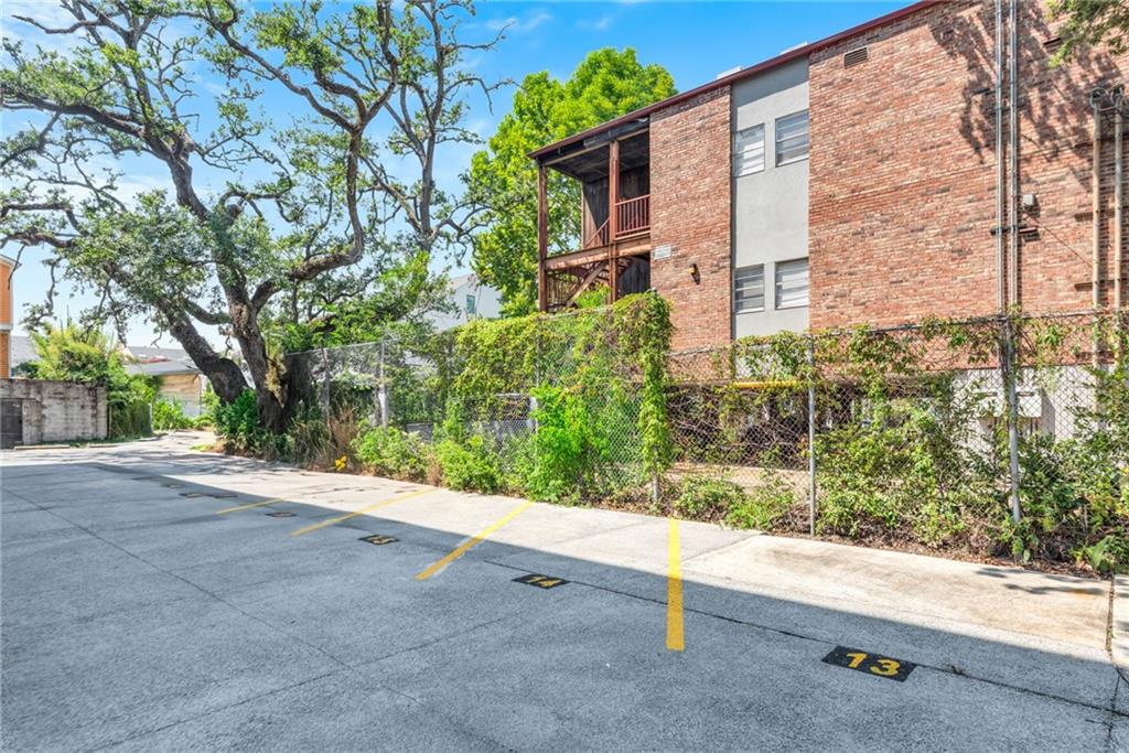 45th image of 3601 Camp St #302, New Orleans, LA 70115 | MLS# 2571281