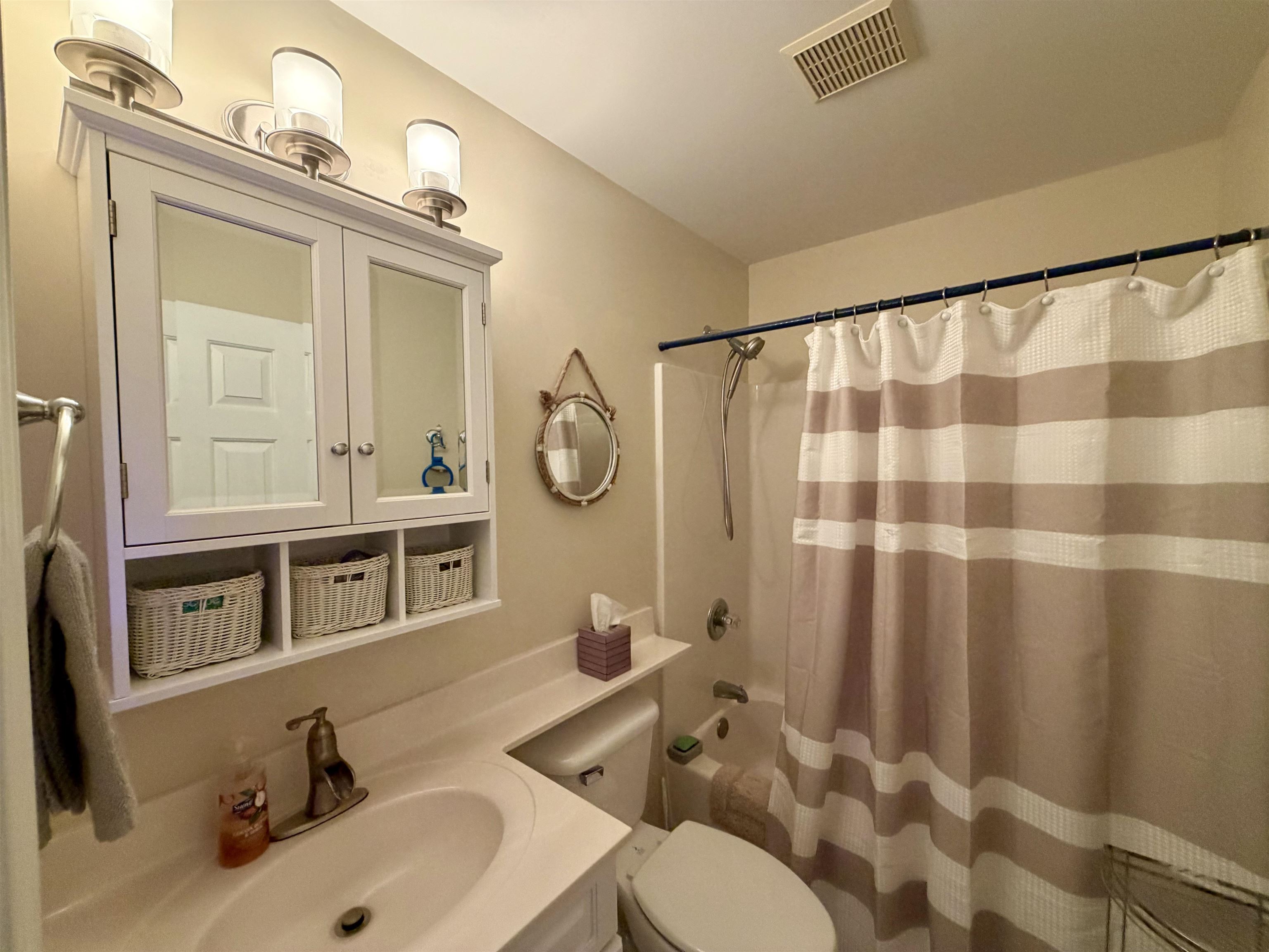 2619489 | Photo 21