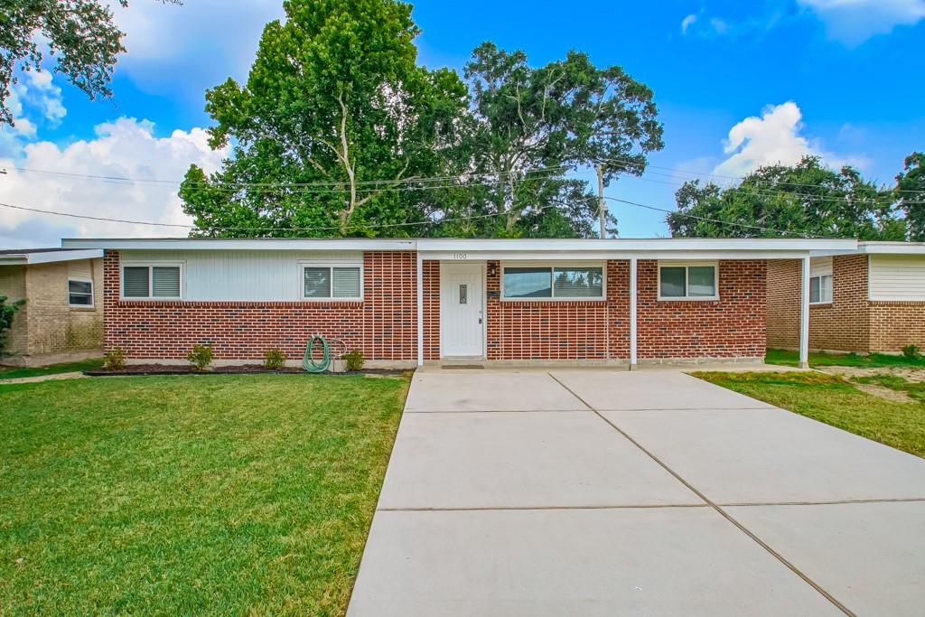 1st image of 1100 Lynnette Dr, Metairie, LA 70003 | MLS# 2570781