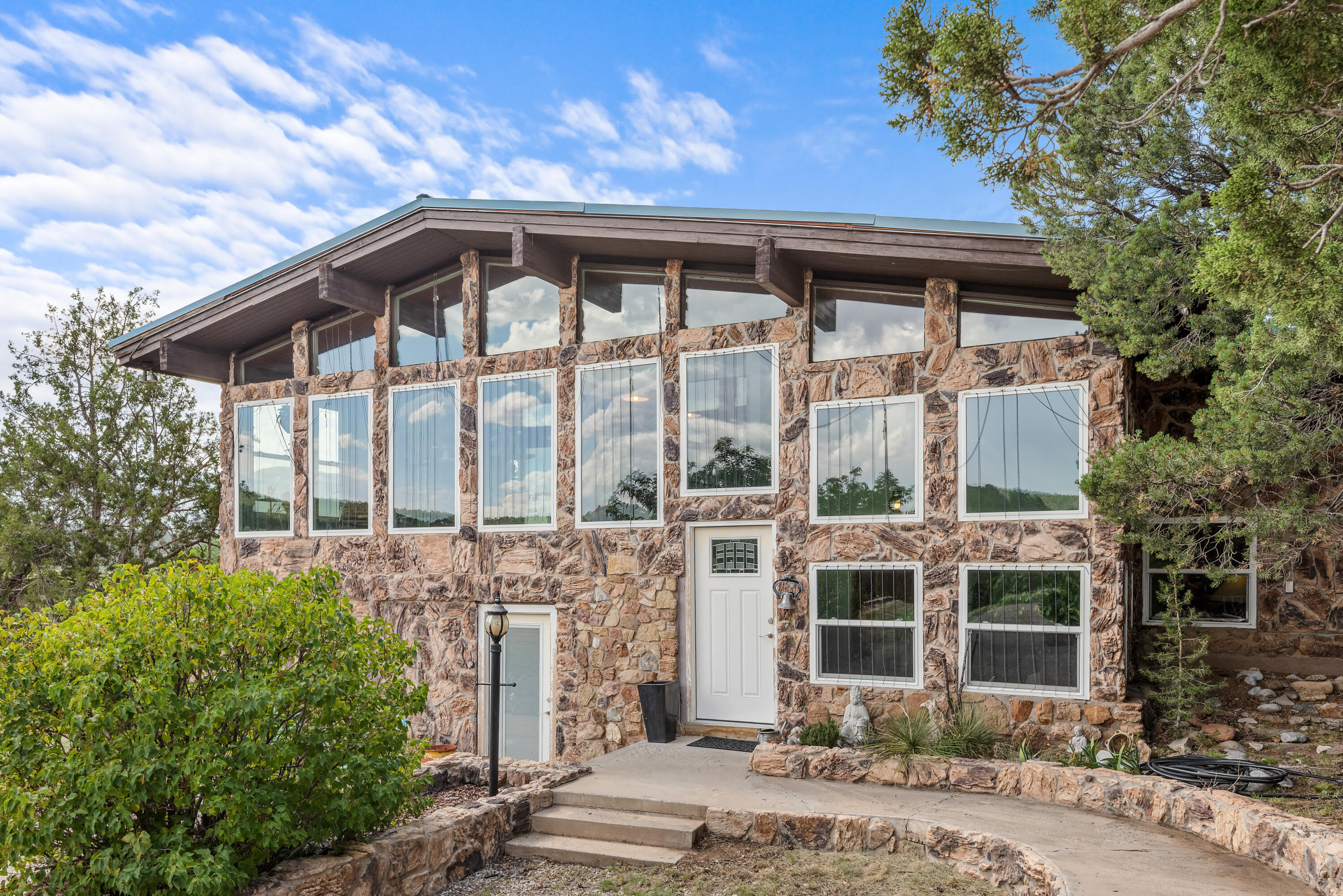 2nd image of 92 Valle Hermosa Rd, Sandia Park, NM 87047 | MLS# 1108701