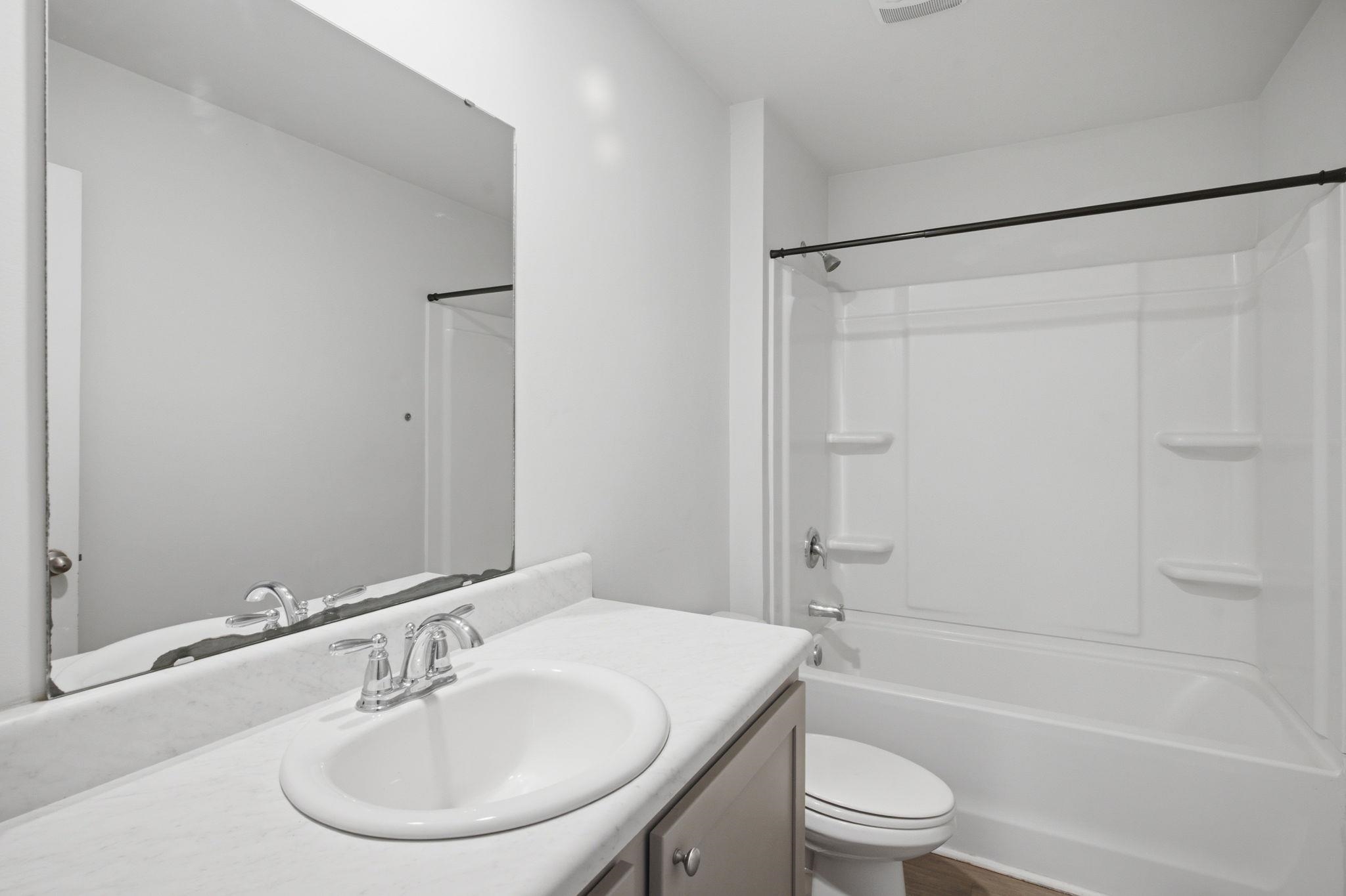 2619504 | Photo 24