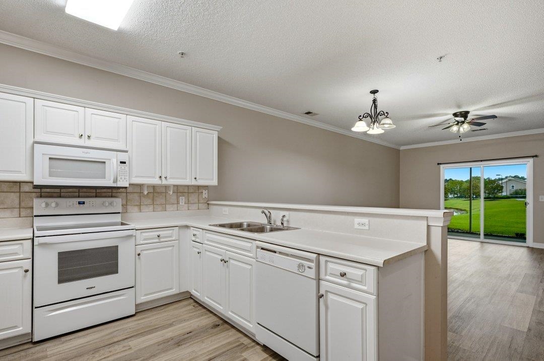 Photo 3 of Townhouse for sale at 302 Kiskadee Loop #Unit B, Conway, SC 29526 | MLS# 2619510 | Listing updated on 2026-10-14