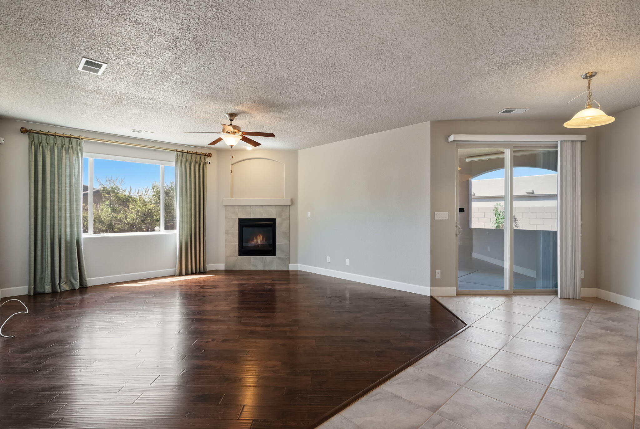 2812 Picea Lane SE 
