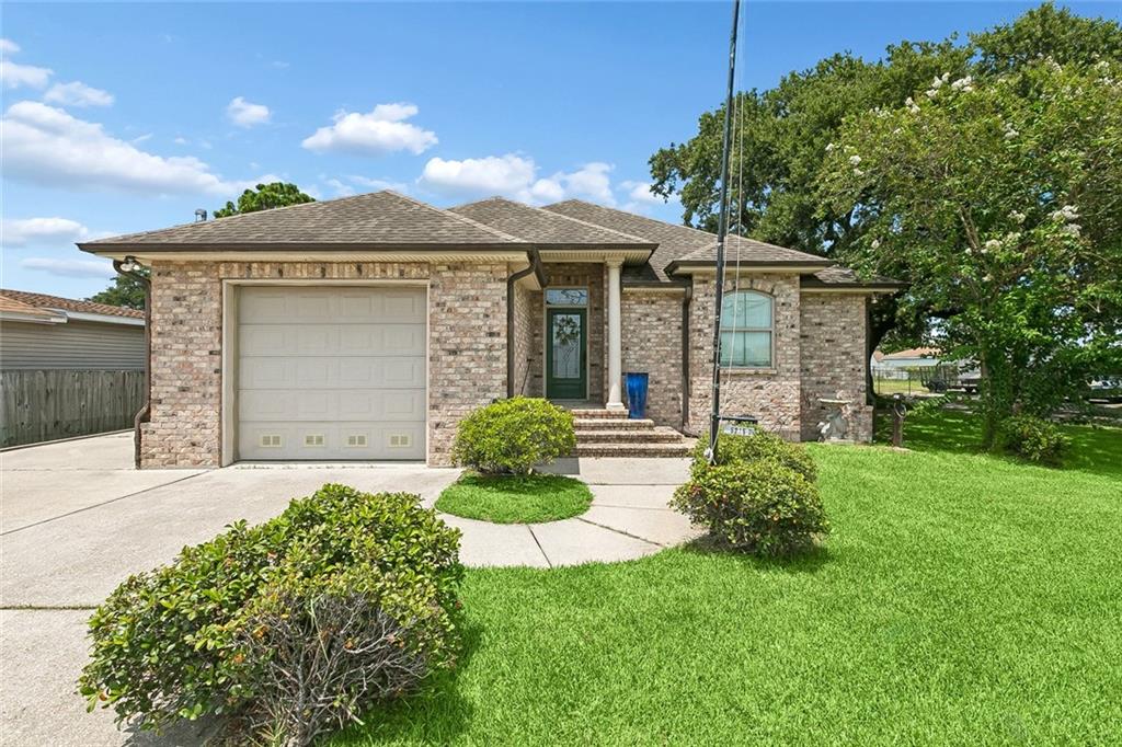 1st image of 5216 Oak Dr, Marrero, LA 70072 | MLS# 2571282