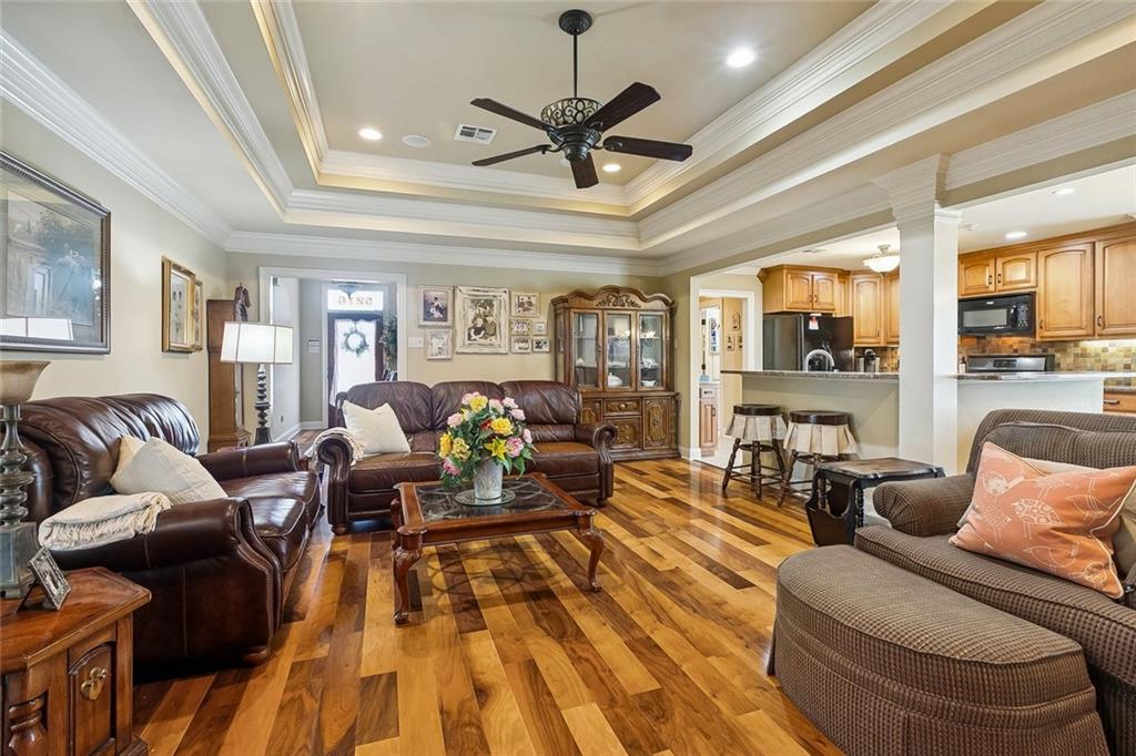 3rd image of 5216 Oak Dr, Marrero, LA 70072 | MLS# 2571282