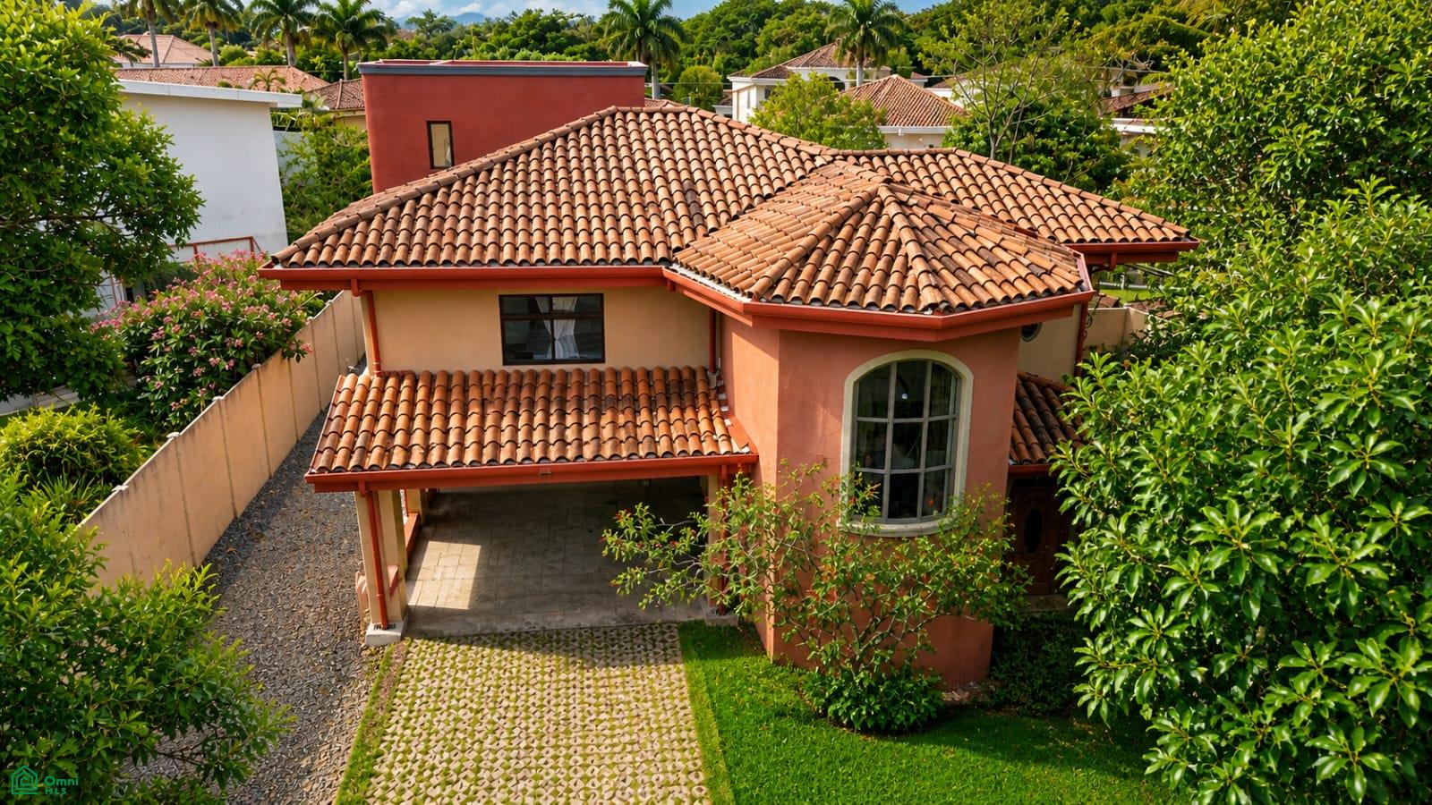 5 bed Single Family Homes For Sale in Santa Ana, San Jose - 1