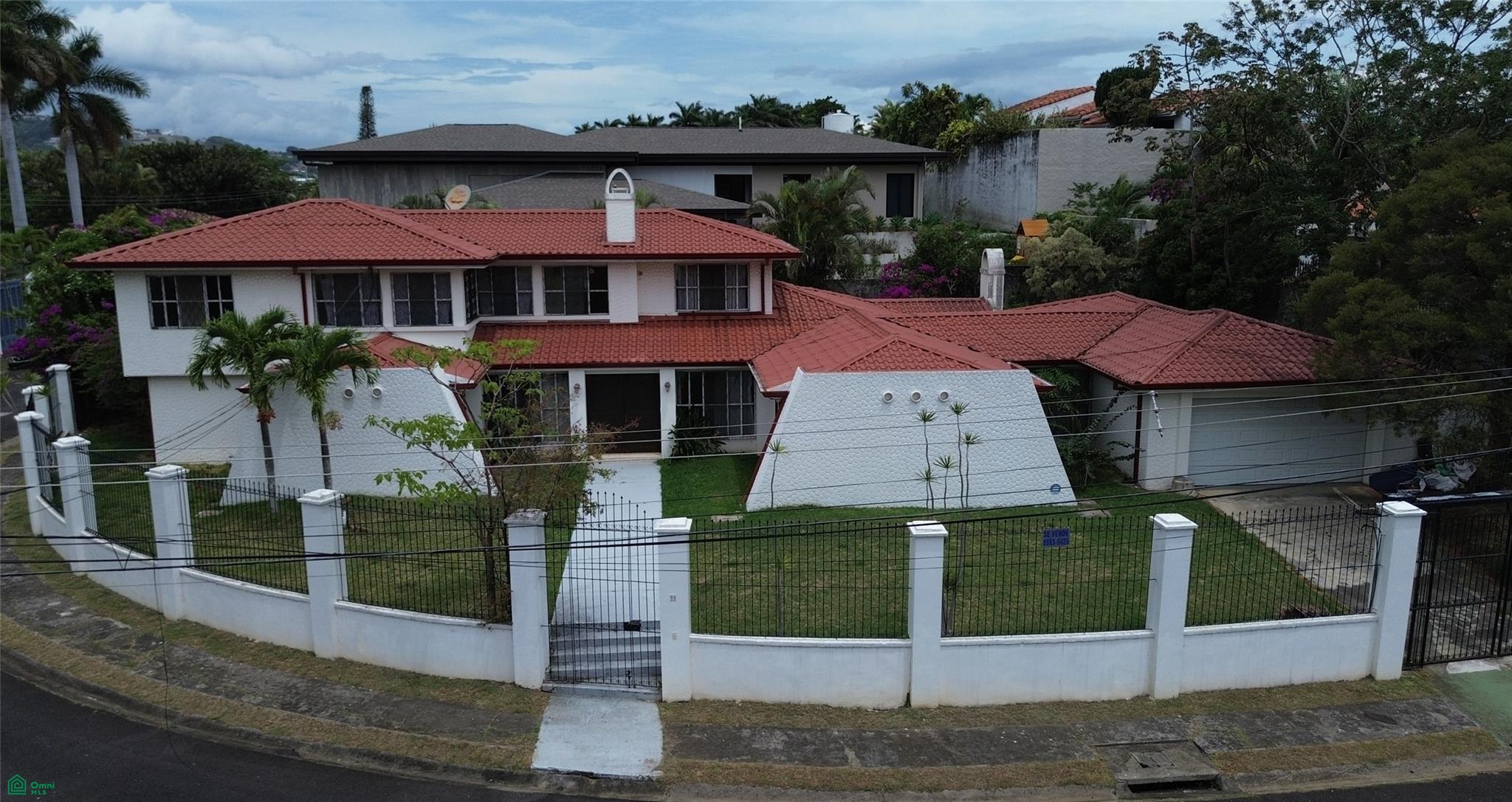 5 bed Single Family Homes For Sale in La Ribera, Heredia - 1