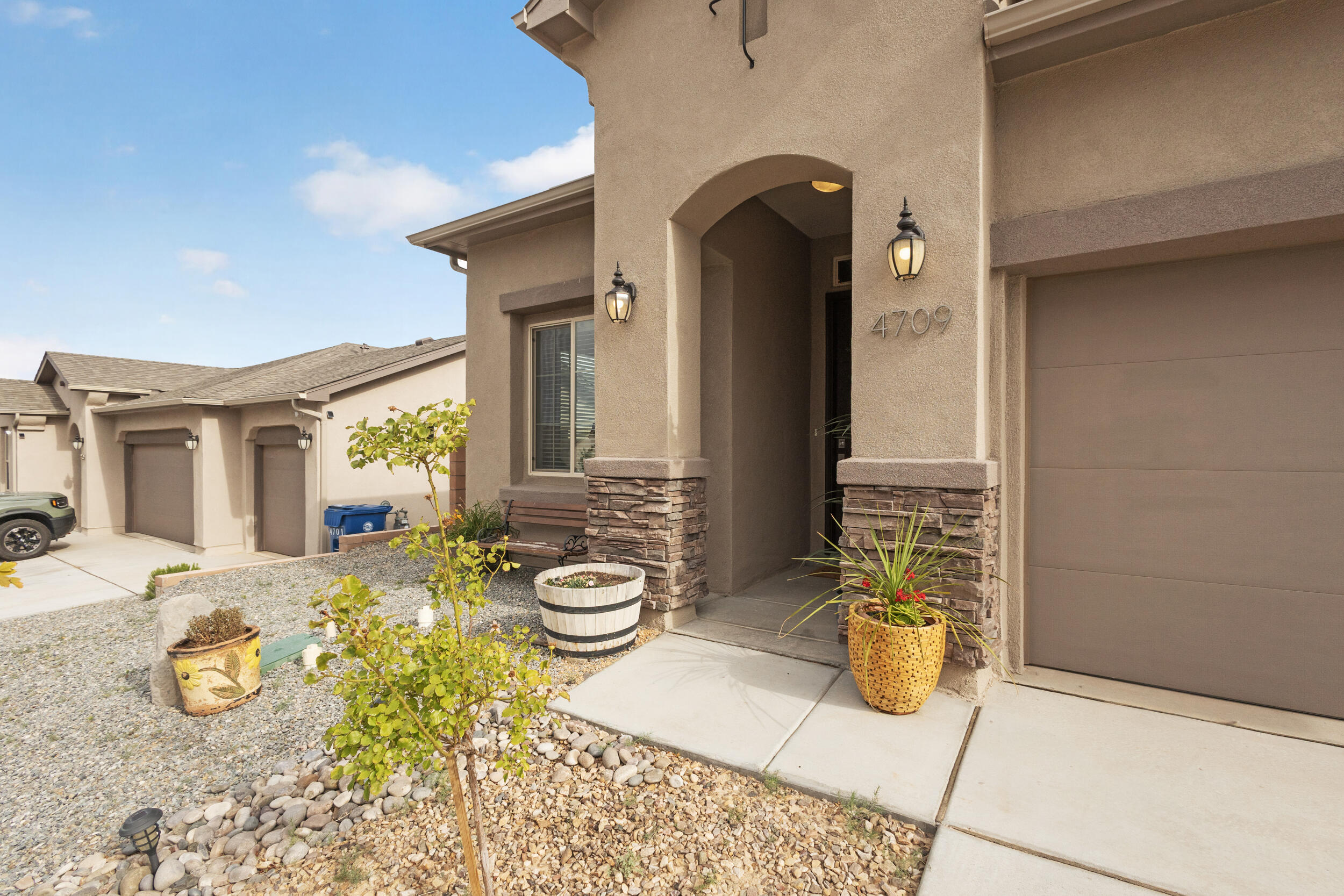 3rd image of 4709 Manzano Peak St Sw, Los Lunas, NM 87031 | MLS# 1108752