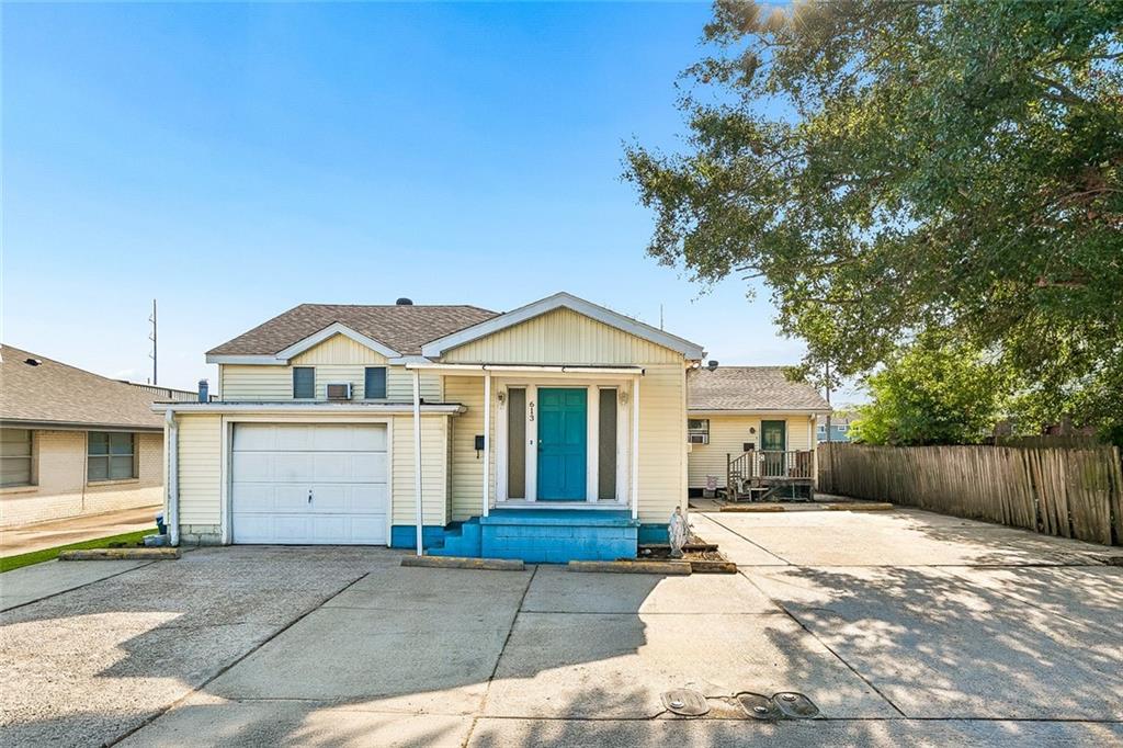 1st image of 613 Oak Ave, Harahan, LA 70123 | MLS# 2571332