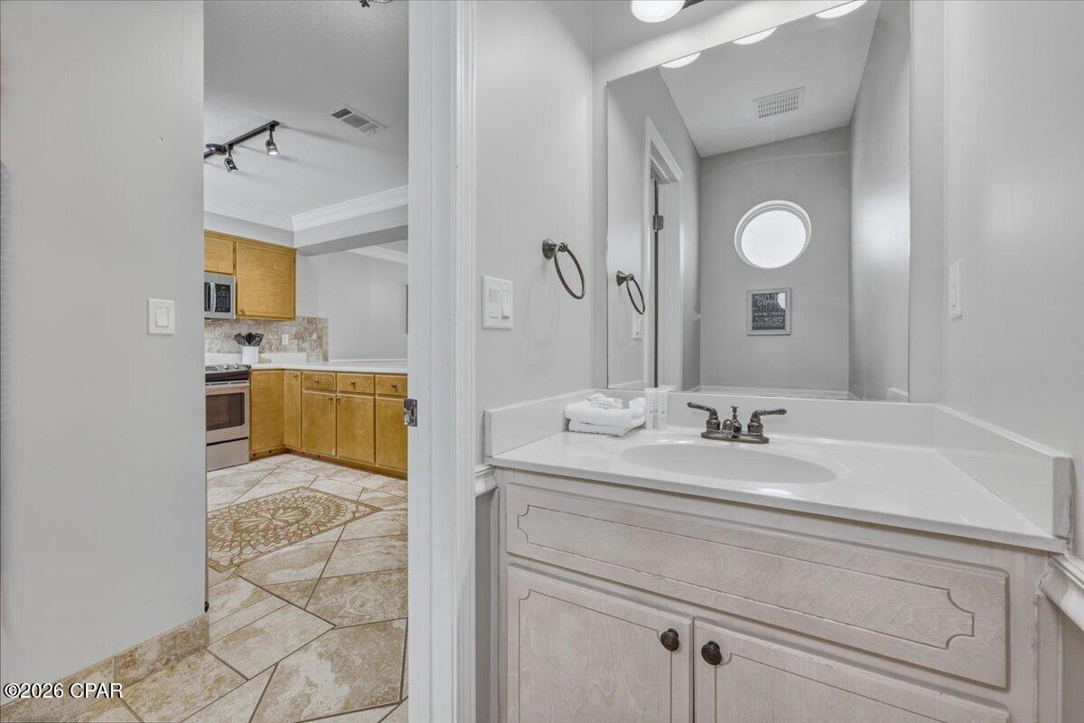131 Grande Island Boulevard, Panama City Beach, FL 32407 thumbnail, photo 11 of 24