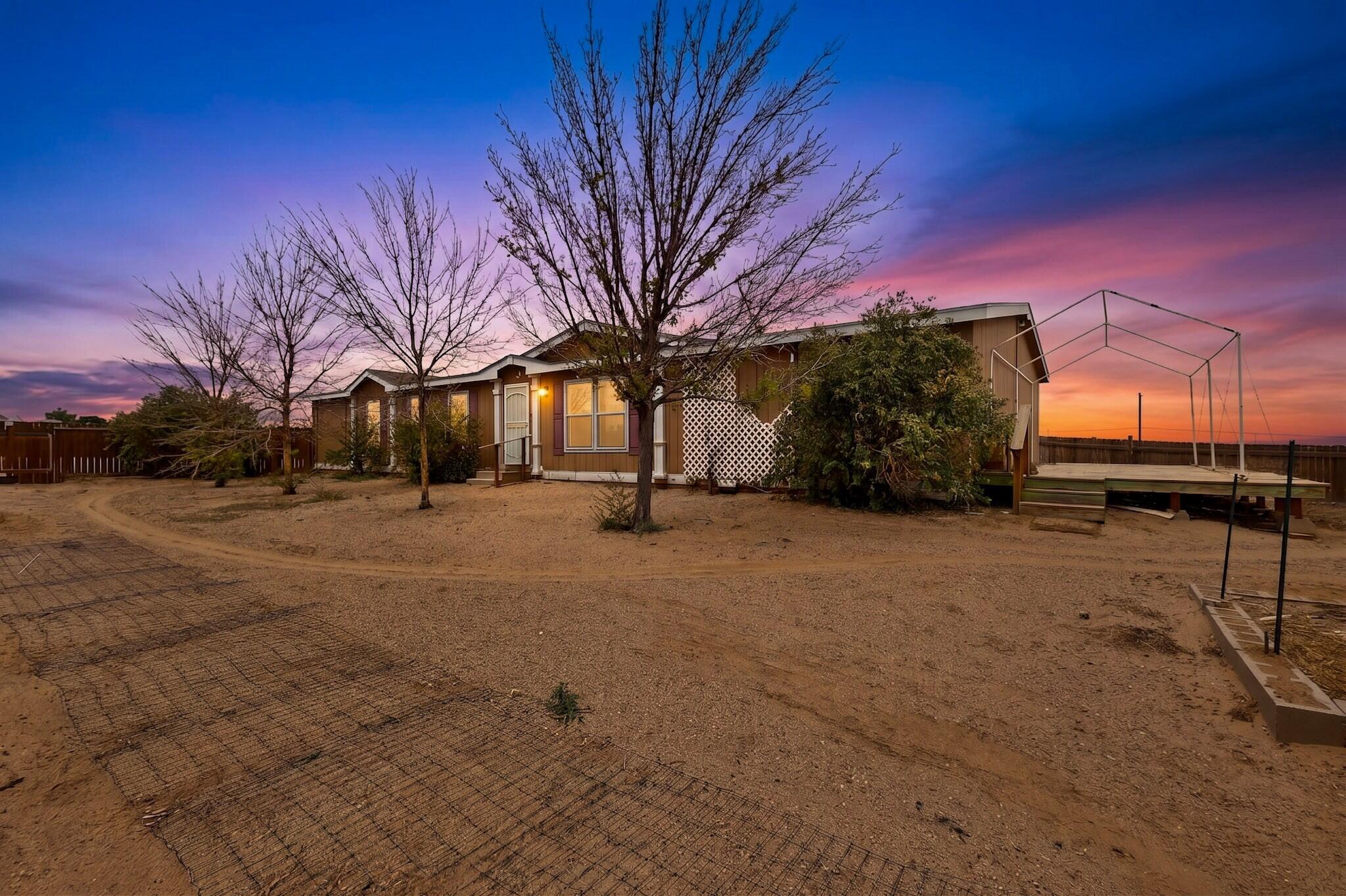 1st image of 1014 25th St Sw, Rio Rancho, NM 87124 | MLS# 1108759