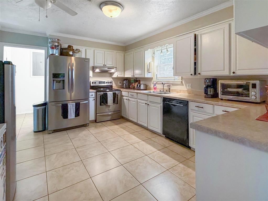 1402 Meadow Brook St Street — photo 5