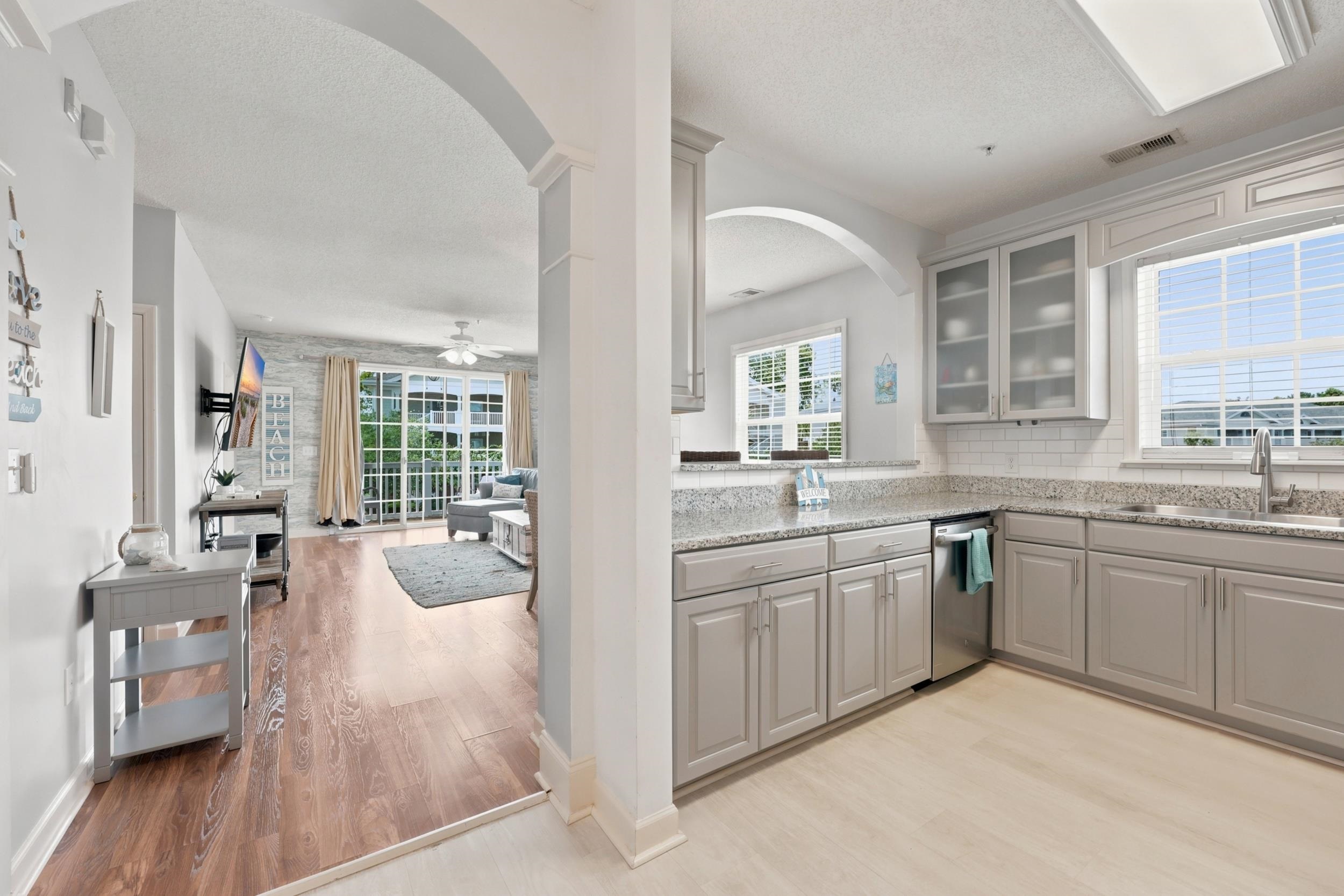 Listing Photo 5 - Condo for sale in building located at 5801 Oyster Catcher Dr, North Myrtle Beach, SC 29582 - Unit #1124