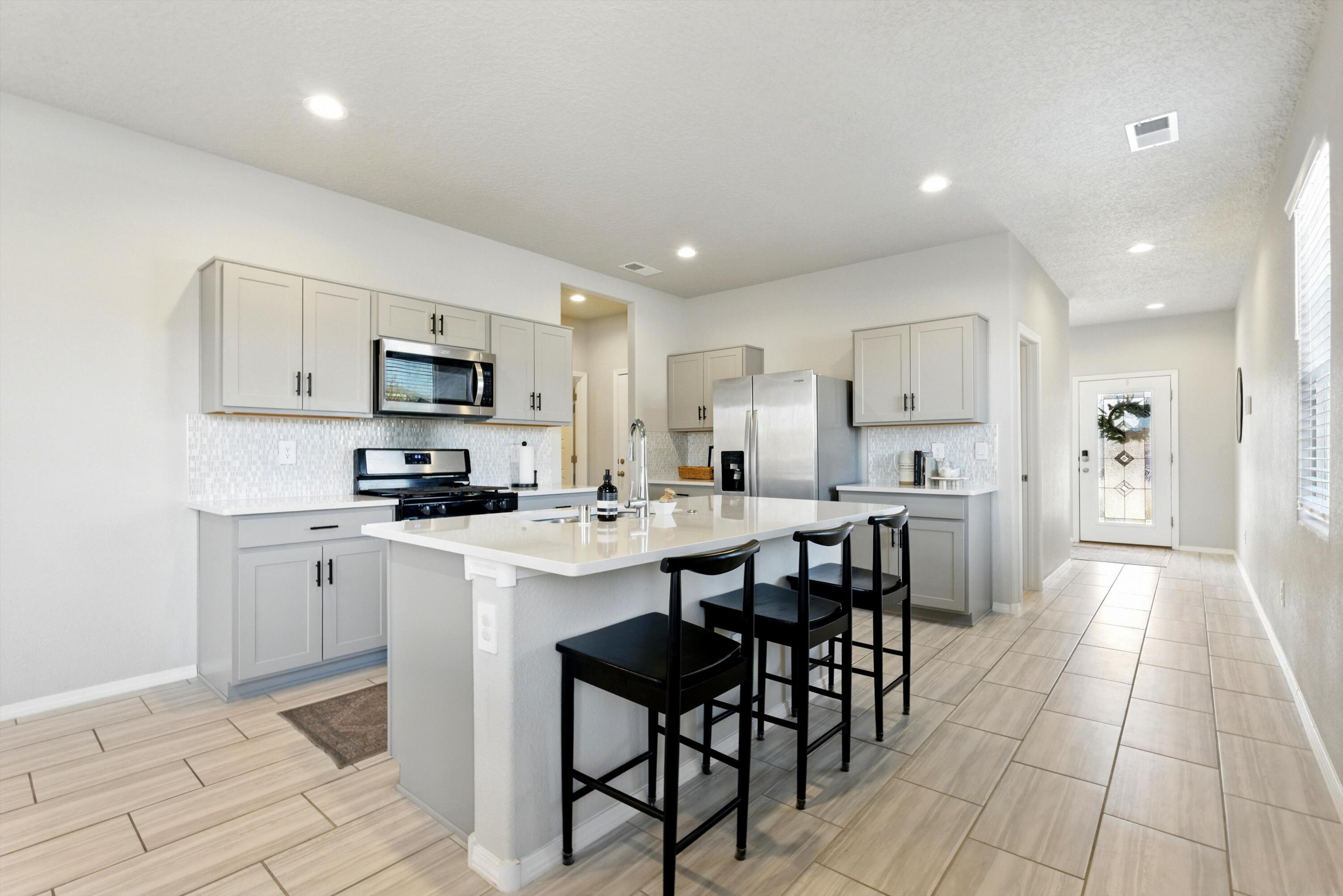4th image of 10685 Aspiration Ln Sw, Albuquerque, NM 87121 | MLS# 1108797