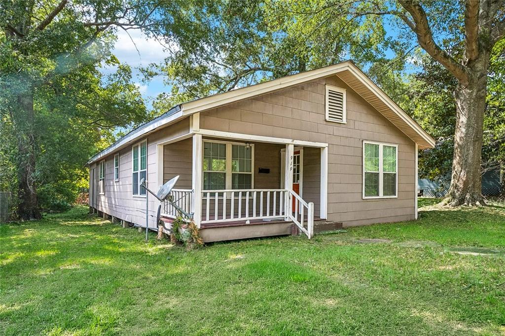1st image of 919 Avenue F Avenue, Bogalusa, LA 70427 | MLS# 2571155