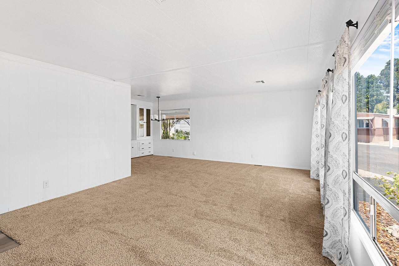 2nd image of 7112 Pan American East Ne #UNIT 216, Albuquerque, NM 87109 | MLS# 1108847