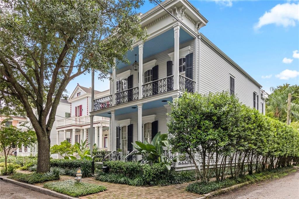 Photo 1 of Single family home for sale at 3201 Chestnut St, New Orleans, LA 70115 | MLS# 2566512 | Listing updated on 2026-09-17
