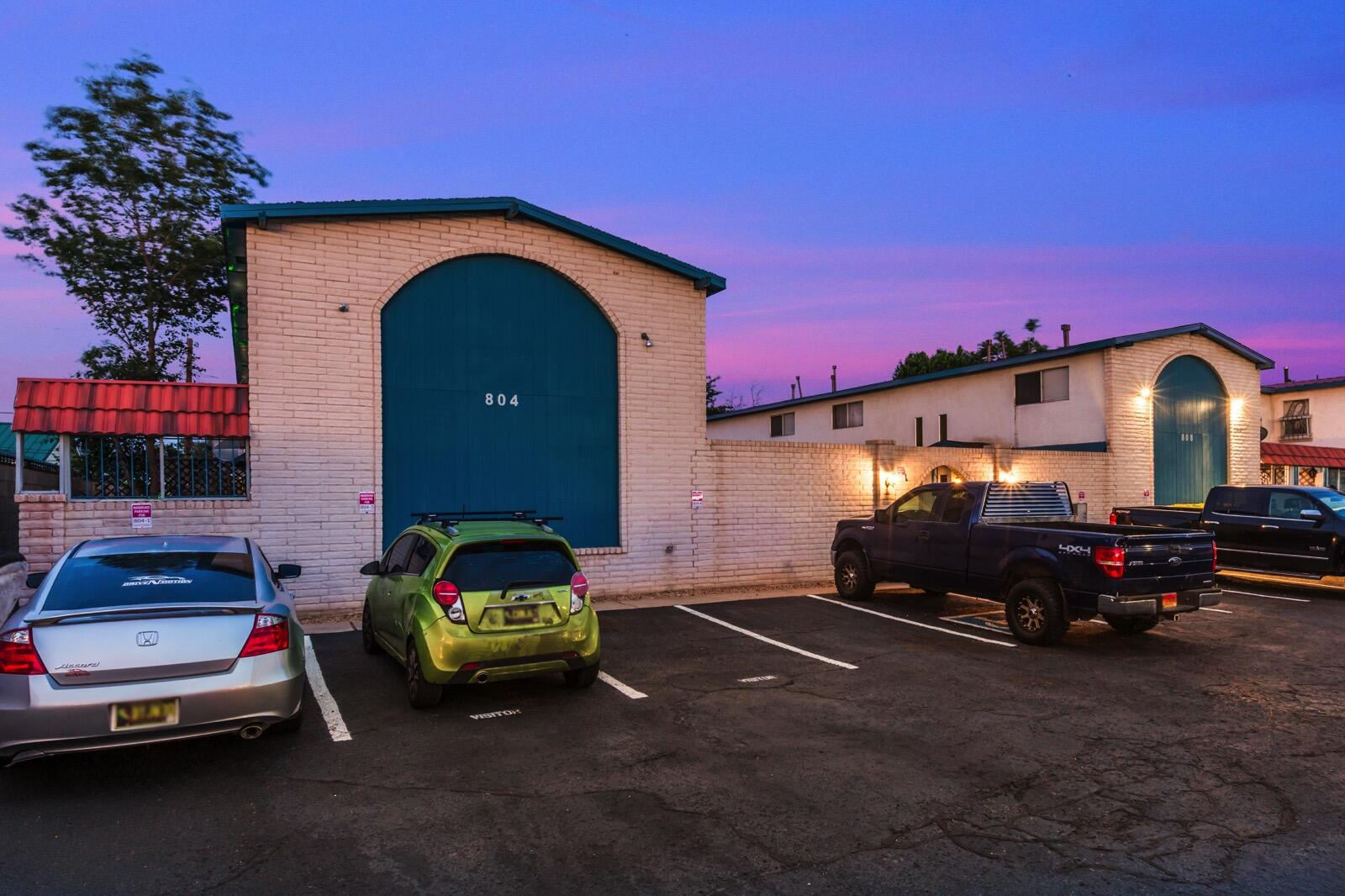 808 Ortiz Drive SE 