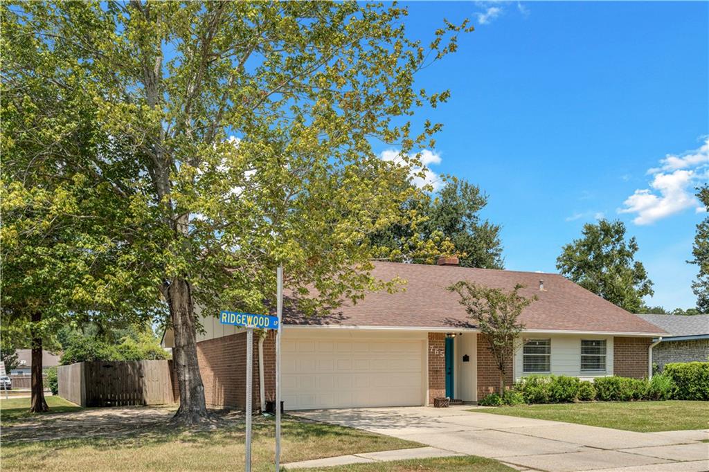 2nd image of 765 Ridgewood Dr, Mandeville, LA 70471 | MLS# 2571653