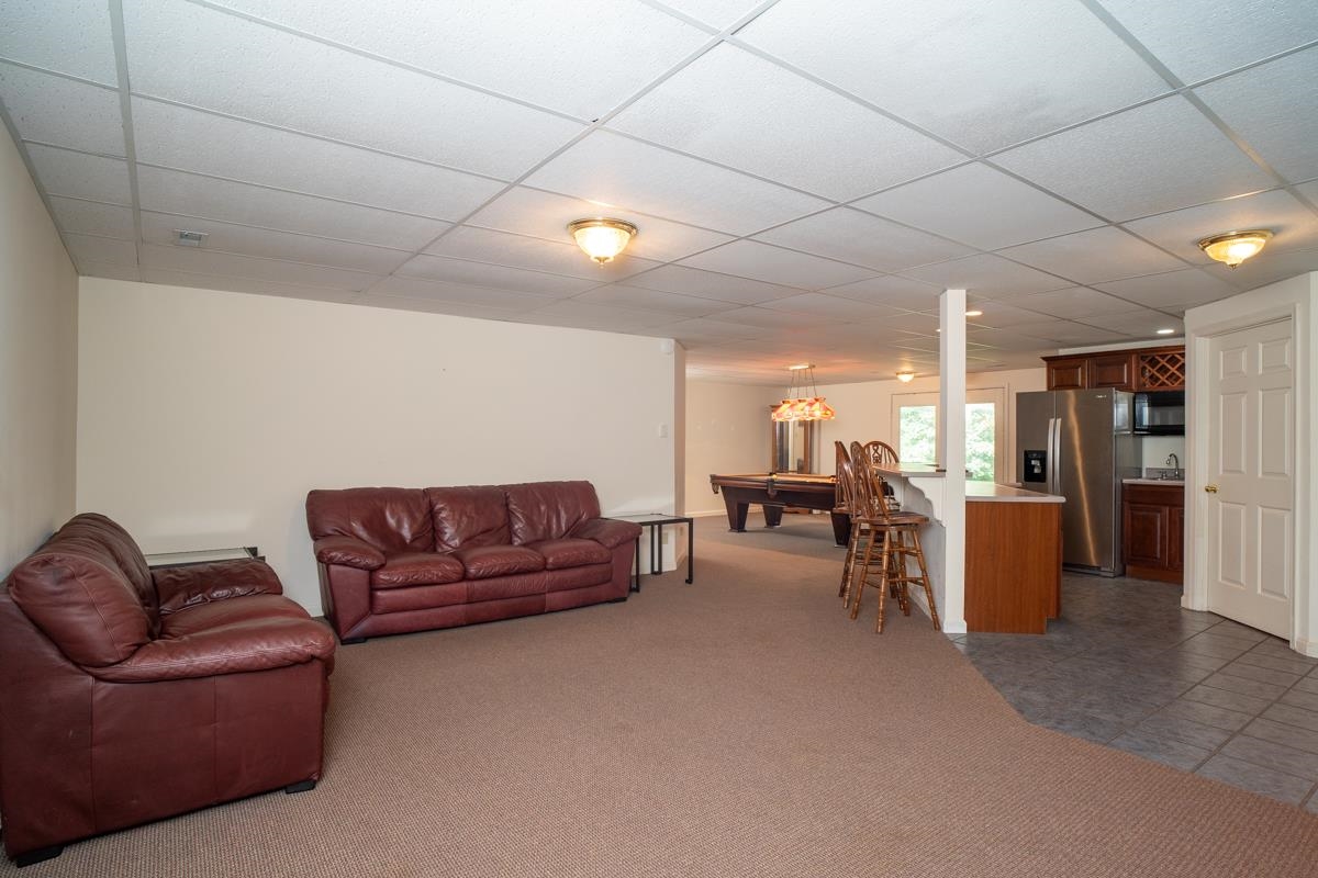 41 Ridgetop Dr