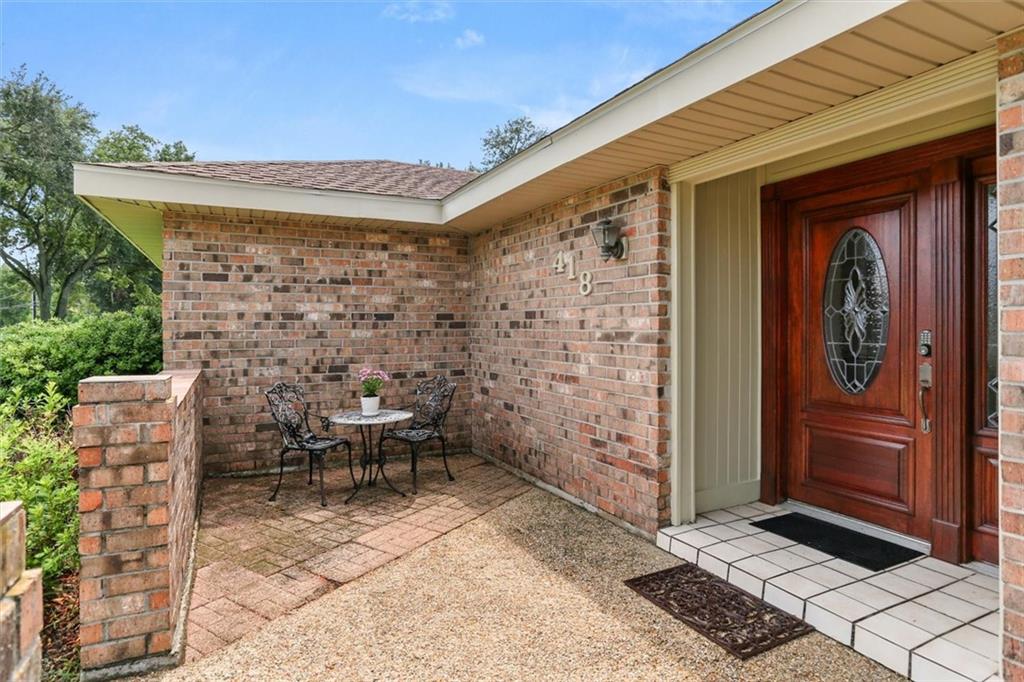 Photo 3 of Single family home for sale at 418 Oak Ln, Luling, LA 70070 | MLS# 2571143 | Listing updated on 2026-09-04
