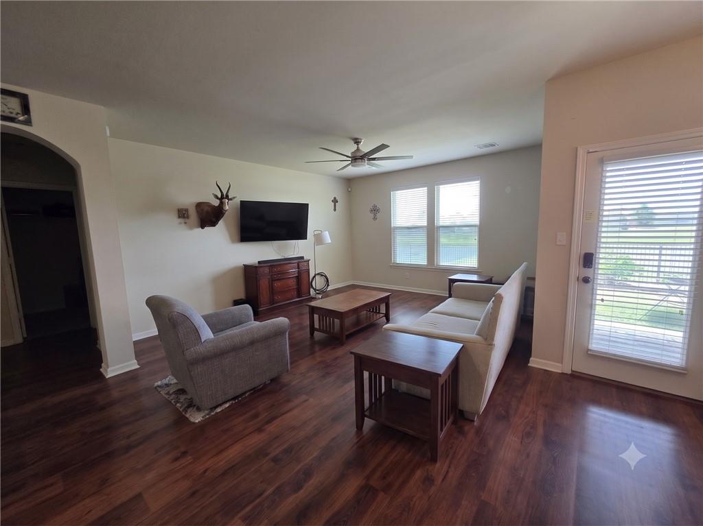 Photo 2 of Single family home for sale at 260 E Lake Dr, Slidell, LA 70461 | MLS# 2571654 | Listing updated on 2026-10-09