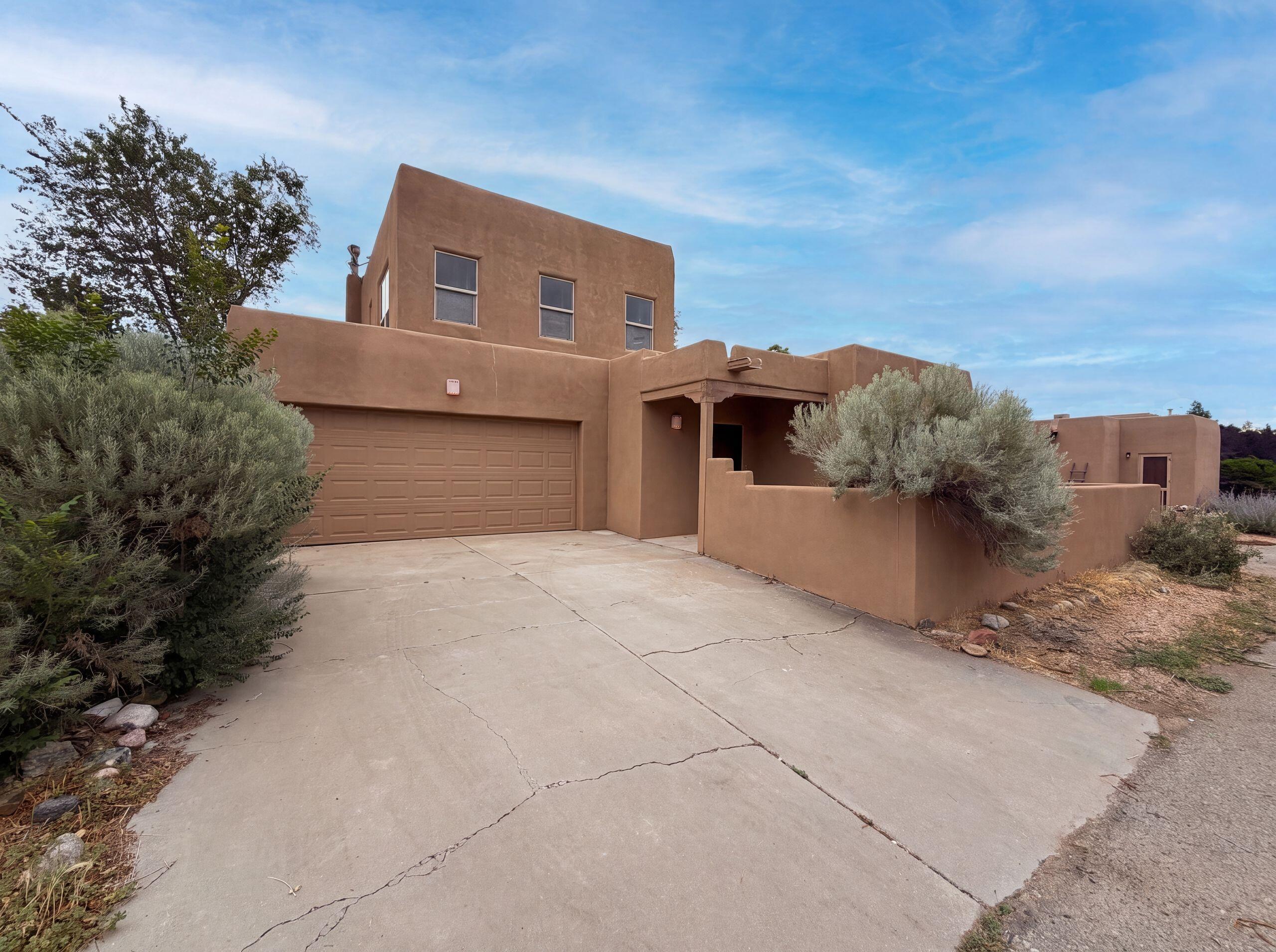 1st image of 6605 Camino Rojo, Santa Fe, NM 87507 | MLS# 1108911