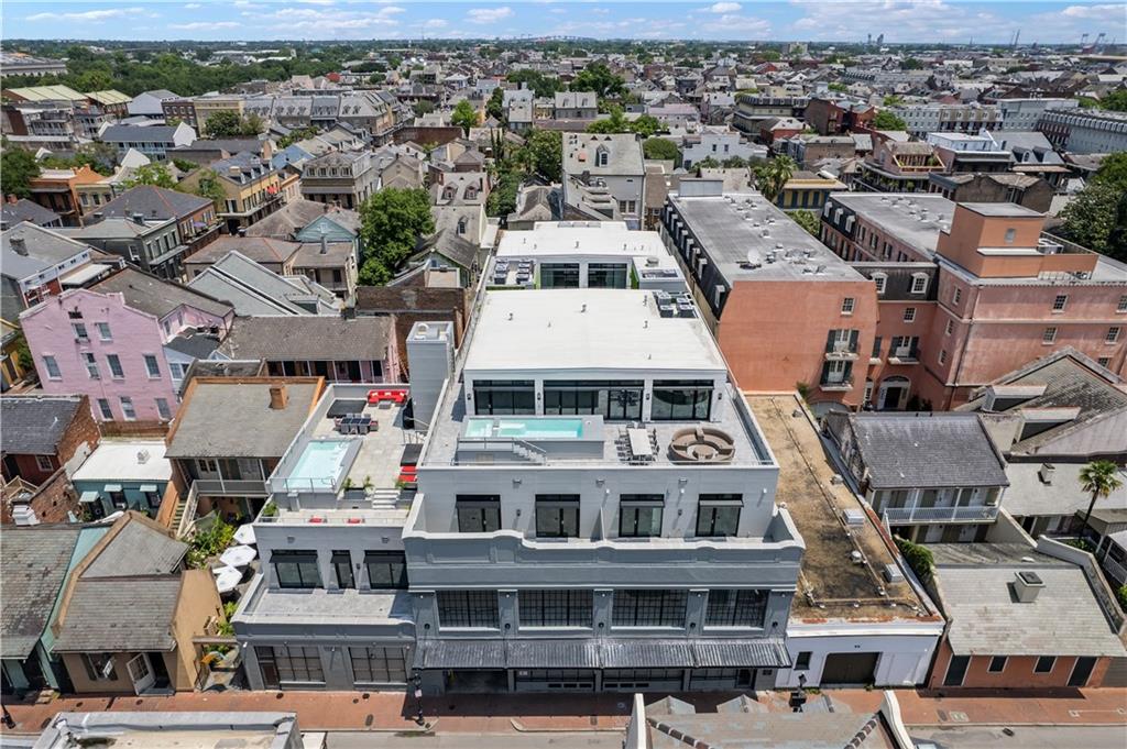 2nd image of 917 Conti St, New Orleans, LA 70112