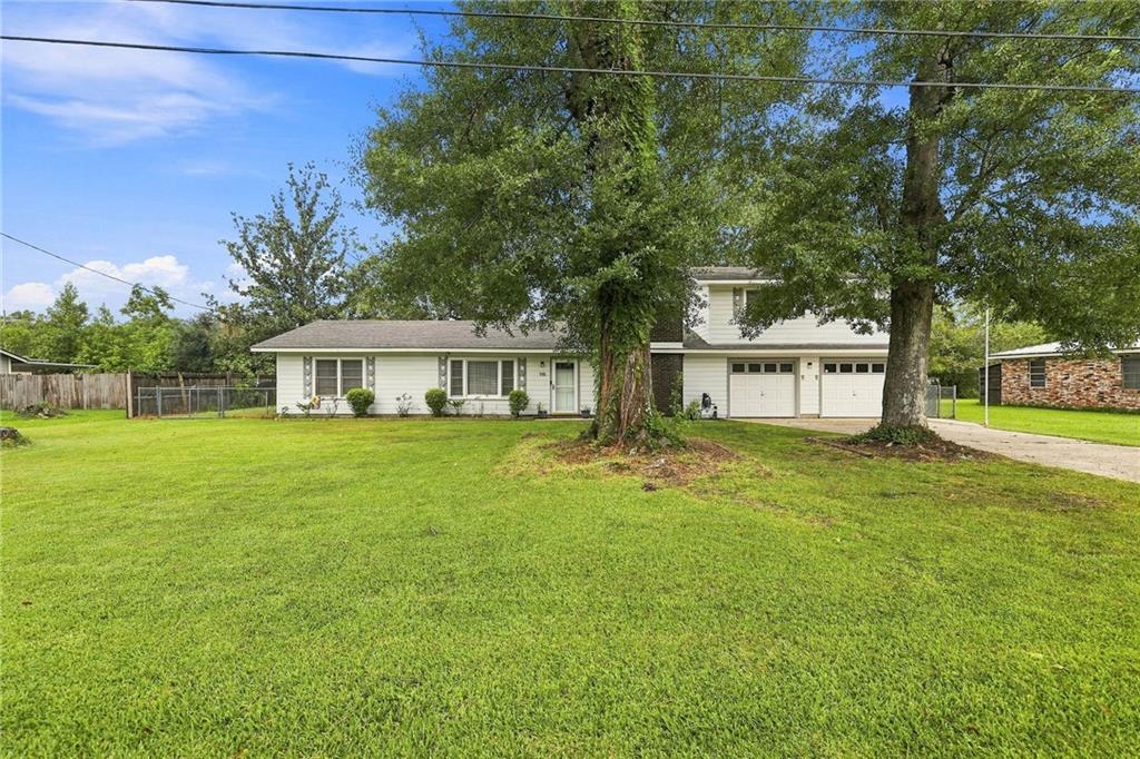 Photo 4 of Single family home for sale at 115 N 14th Street, Ponchatoula, LA 70454 | MLS# 2571828 | Listing updated on 2026-09-05