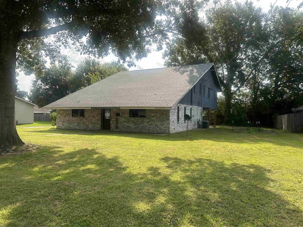 605 Central Parkway — photo 2
